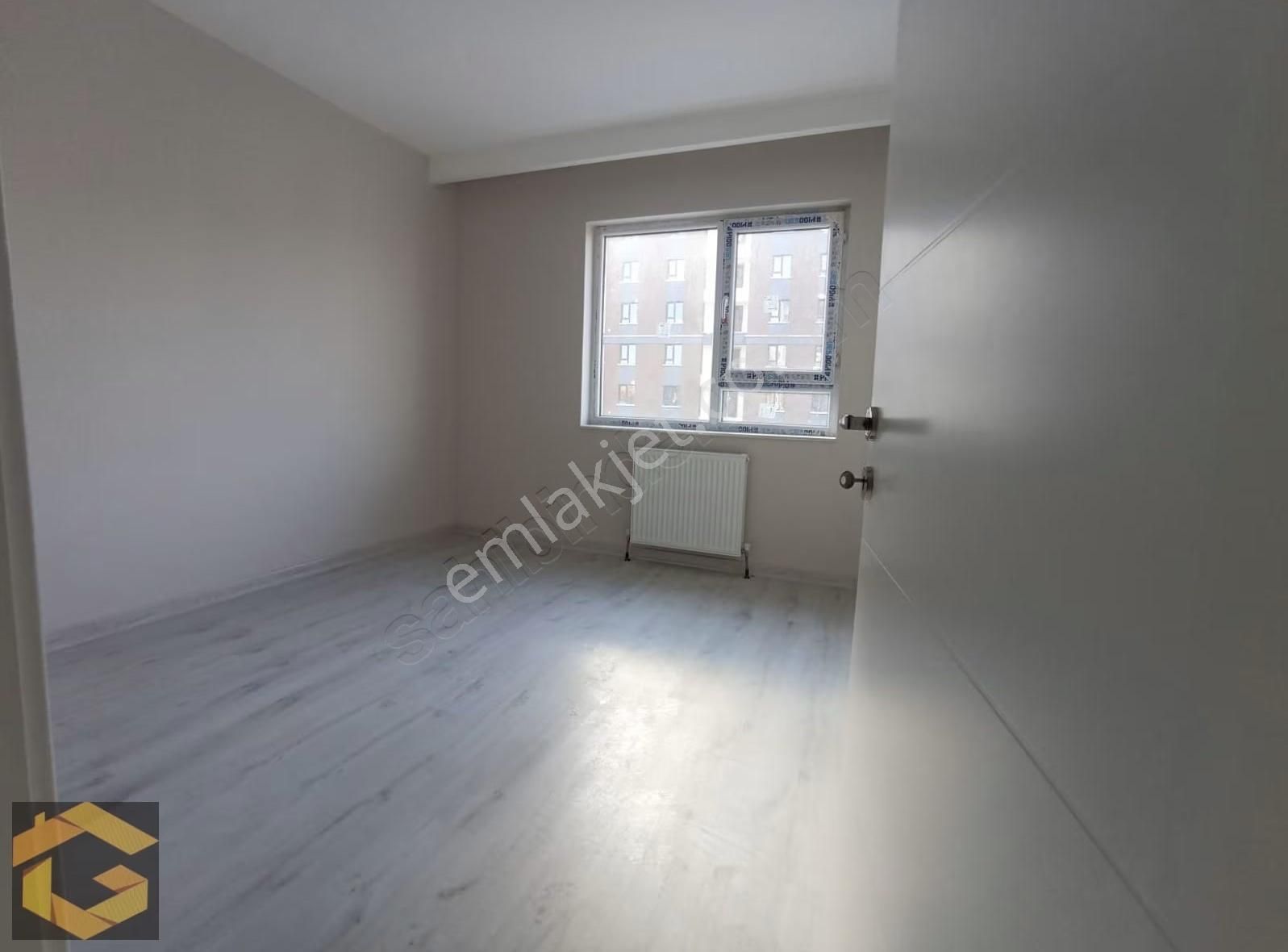 Güneşevler'de Site İçerisinde Ön Cephe 3+1 Satılık Daire - Görsel 2