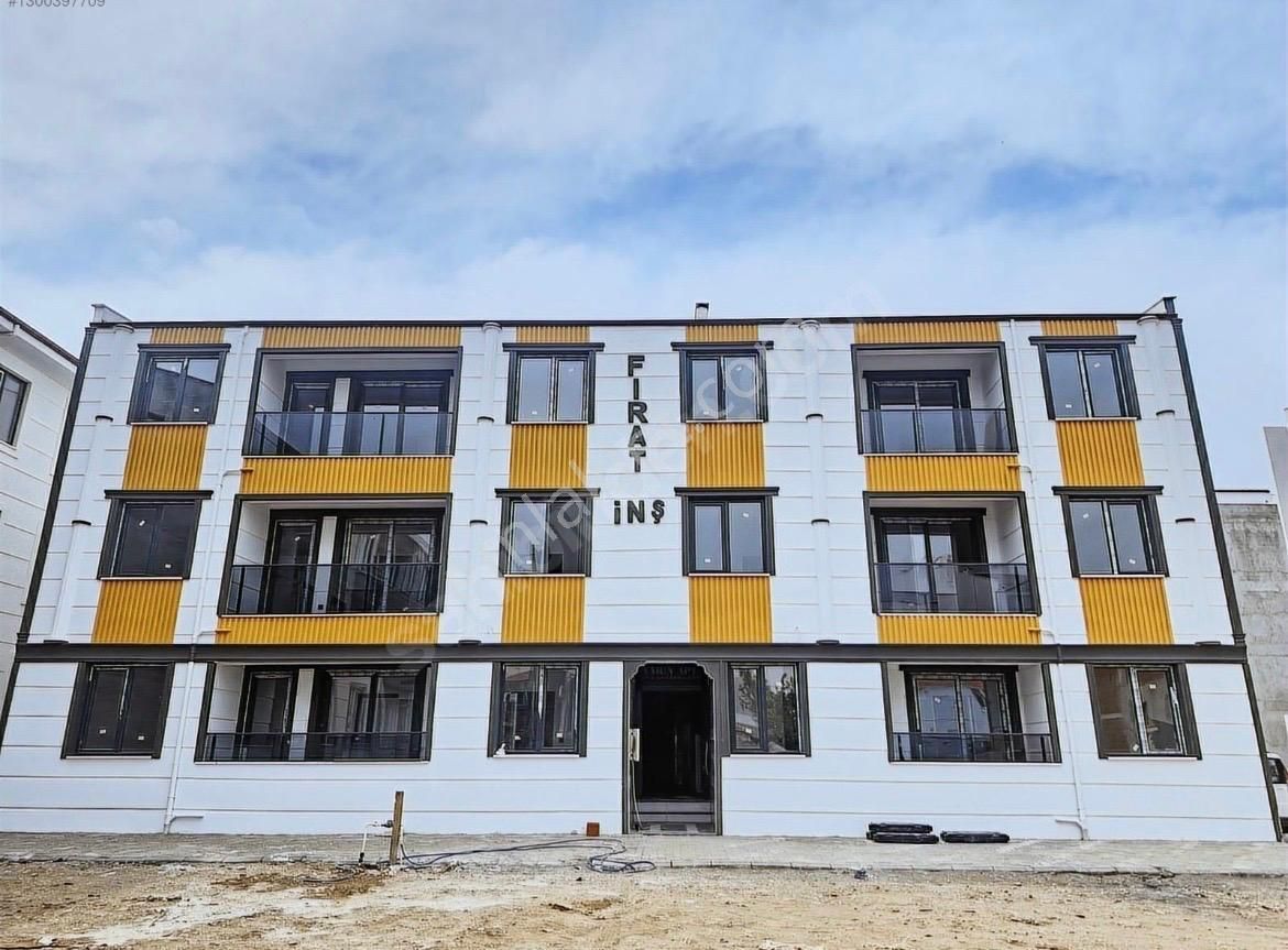 Gömeç Çarı Merkezinde Satılık 2+1 Daire