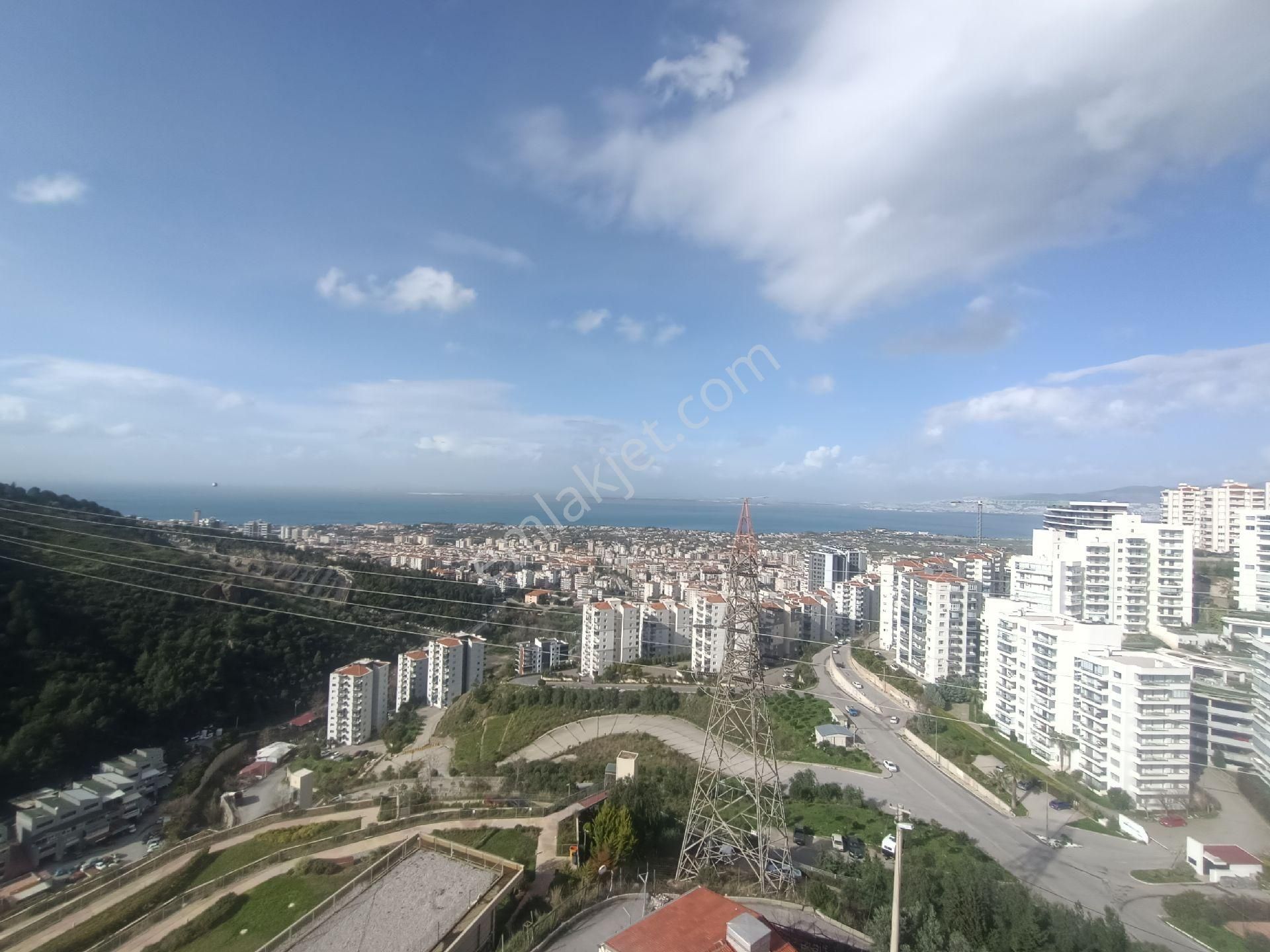 Narlıderede Site İçinde Ara Kat Denz Manzrlı Satılık 2+1 Daire - Görsel 2