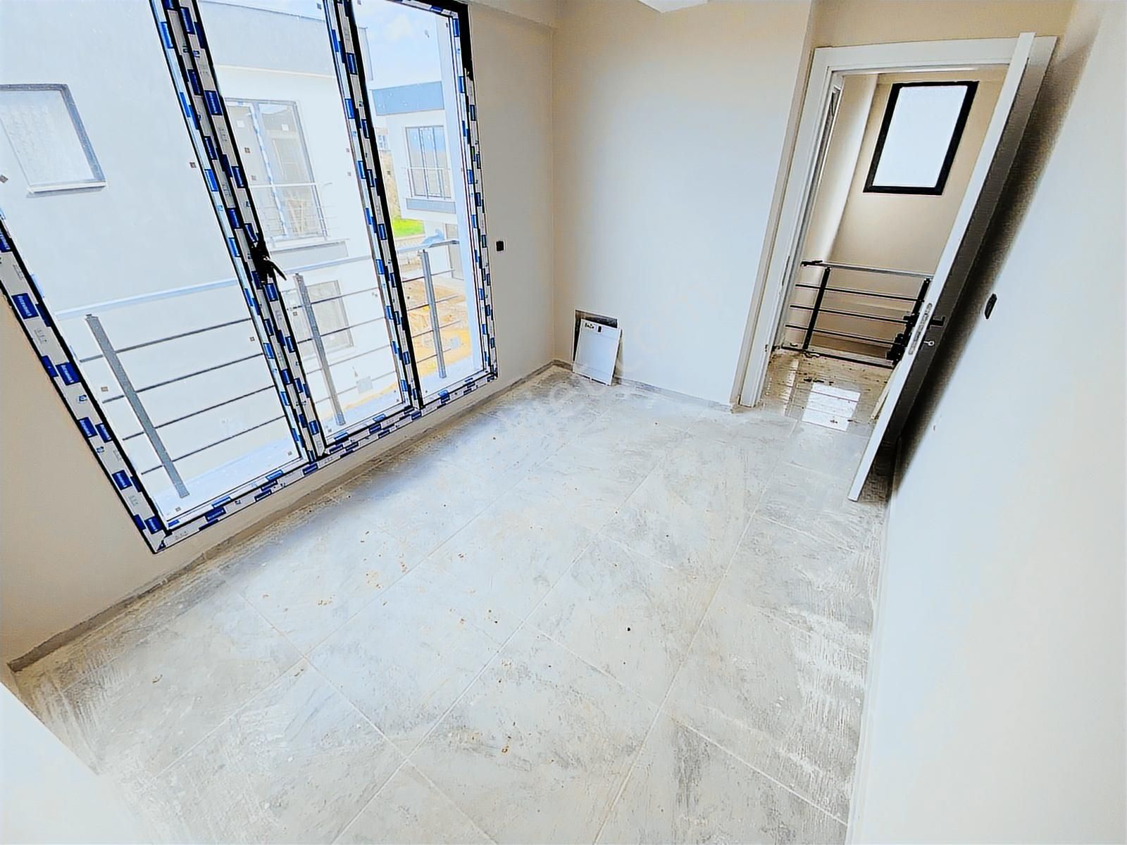 Gömeç'te Sahil Bölgesinde Satılık 3+1 Site İçerisinde Villa - Görsel 19