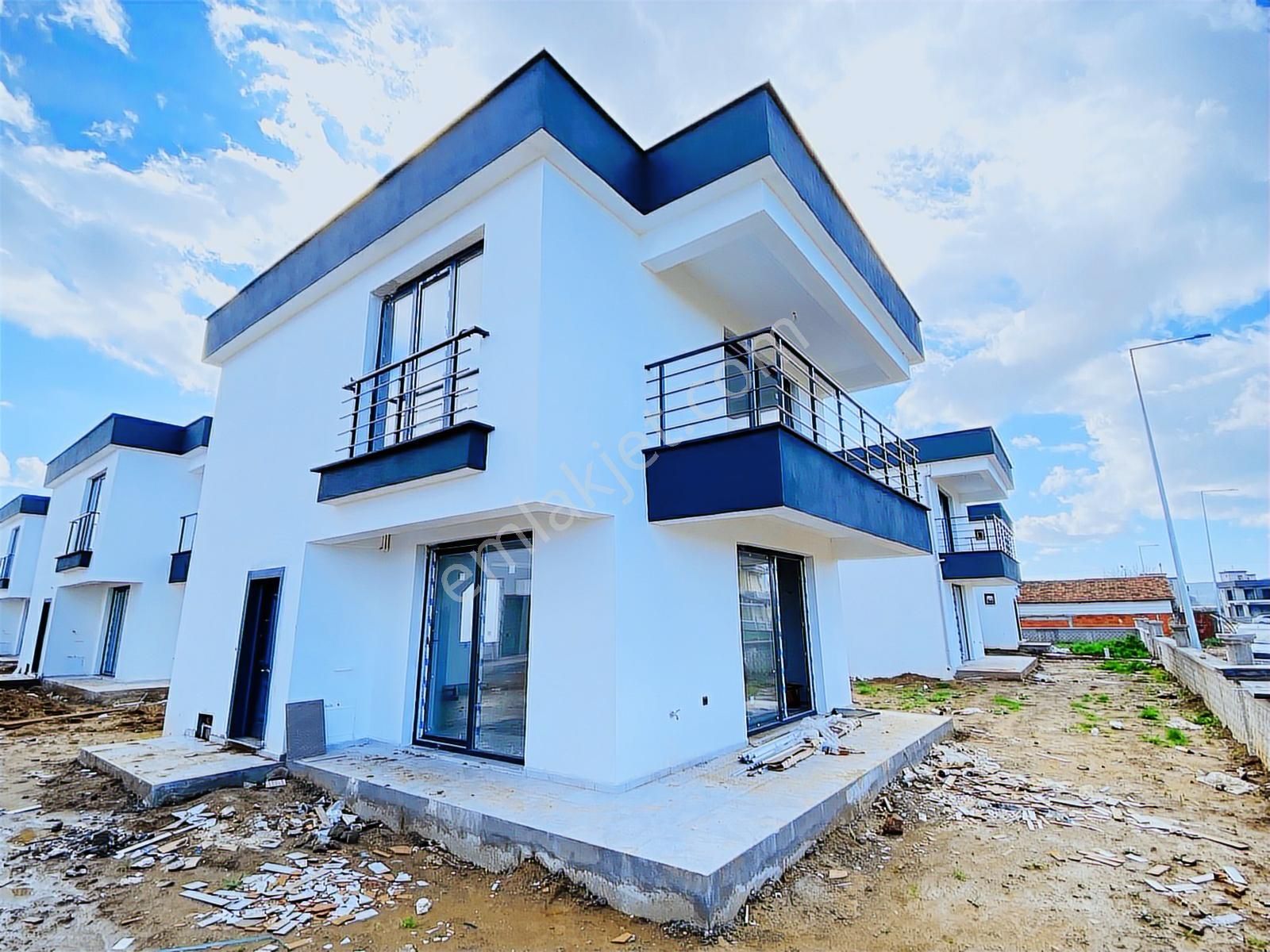 Gömeç'te Sahil Bölgesinde Satılık 3+1 Site İçerisinde Villa - Görsel 13