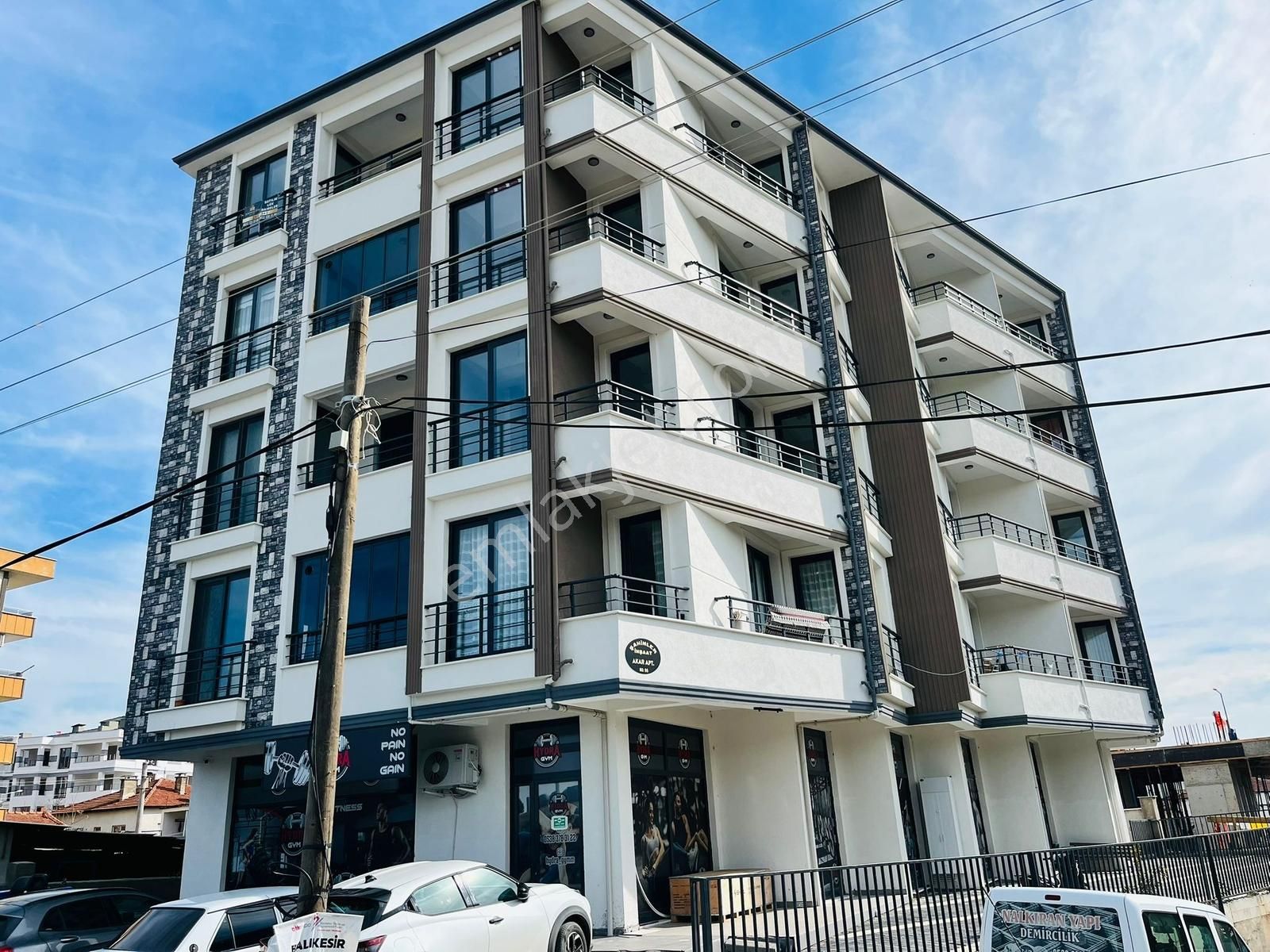 Gömeç Çarşı Merkezinde Satılık Ebeveyn Banyolu 2+1 Daire - Görsel 12