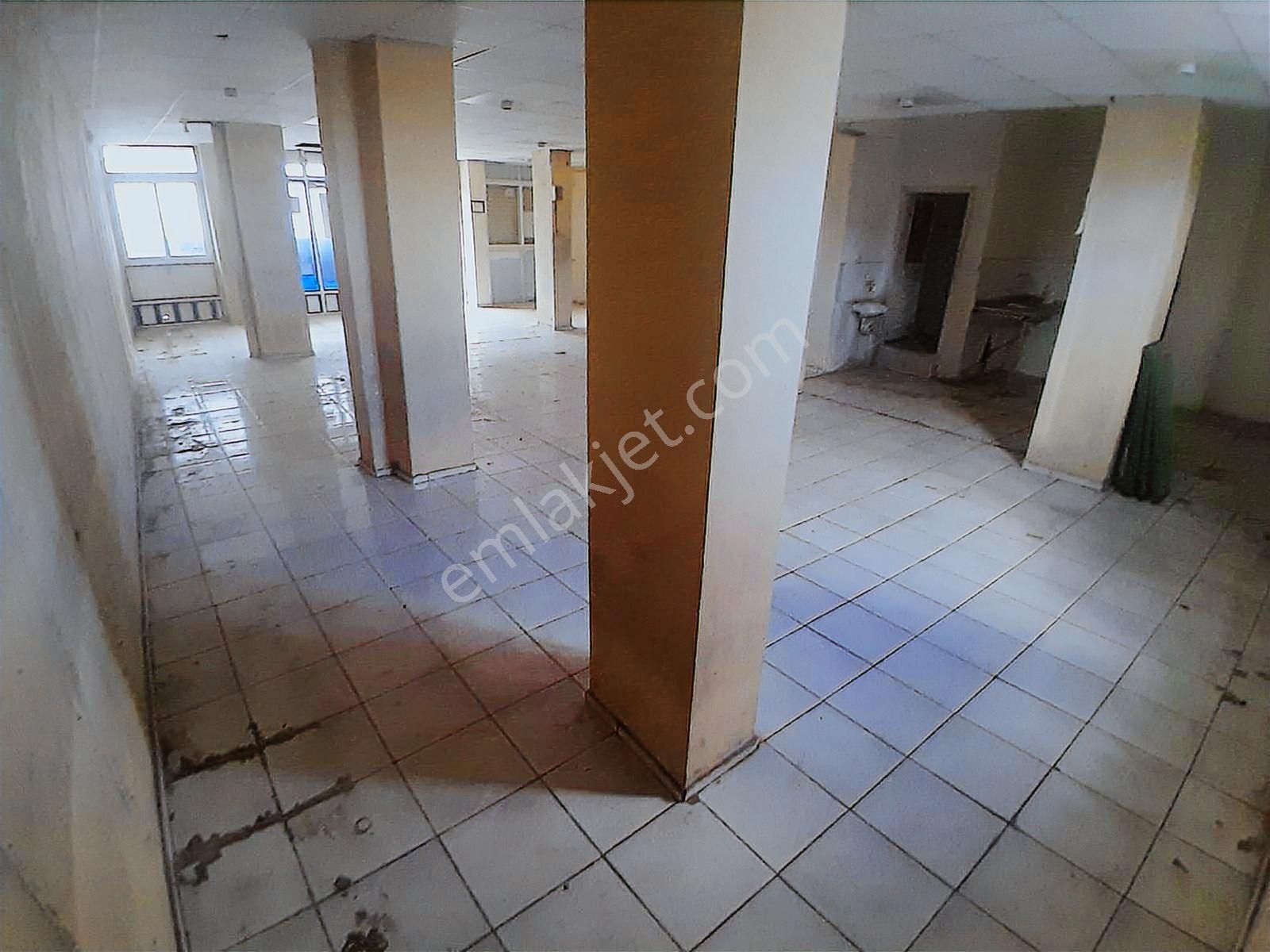 Akşemsettin Evyap Caddesi Kiralık Dükkan - Görsel 3
