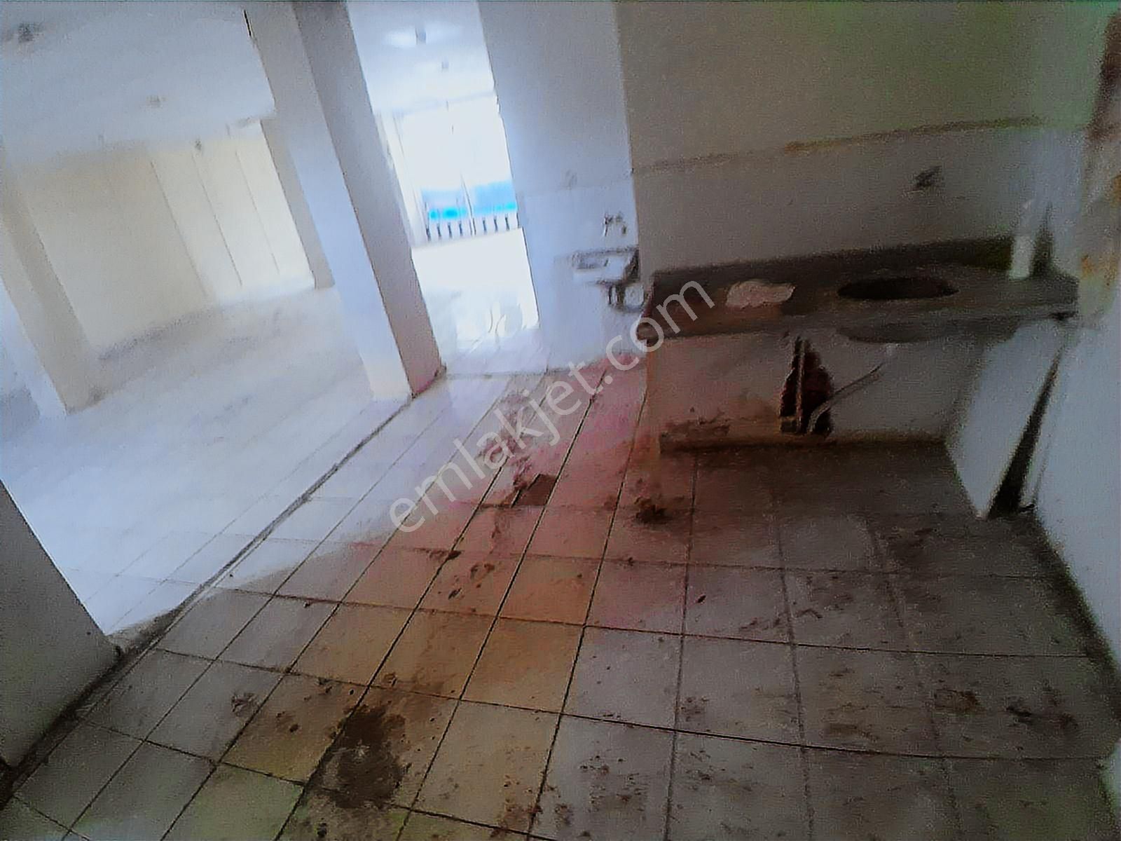 Akşemsettin Evyap Caddesi Kiralık Dükkan - Görsel 17