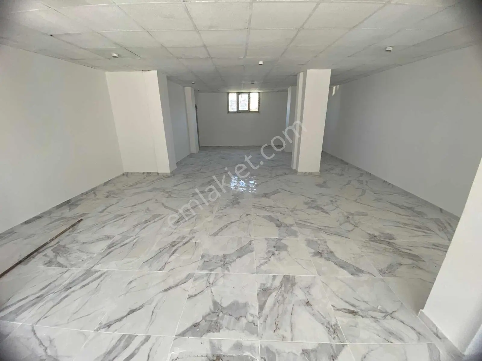 Akşemsettin Evyap Caddesi Kiralık Dükkan