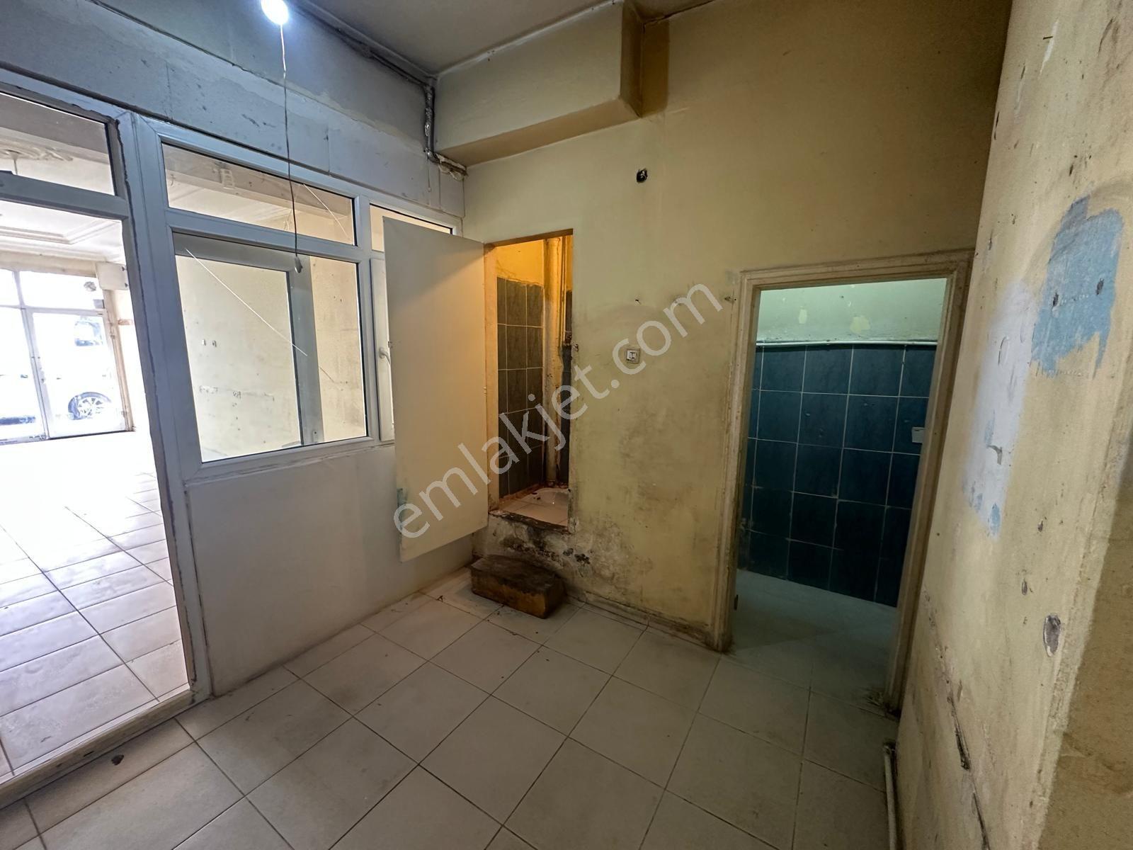 Karahan Emlak'tan Halil Rıfat Paşa Caddesi Üzerinde 45 M² Kiralık Dükkan - Görsel 17