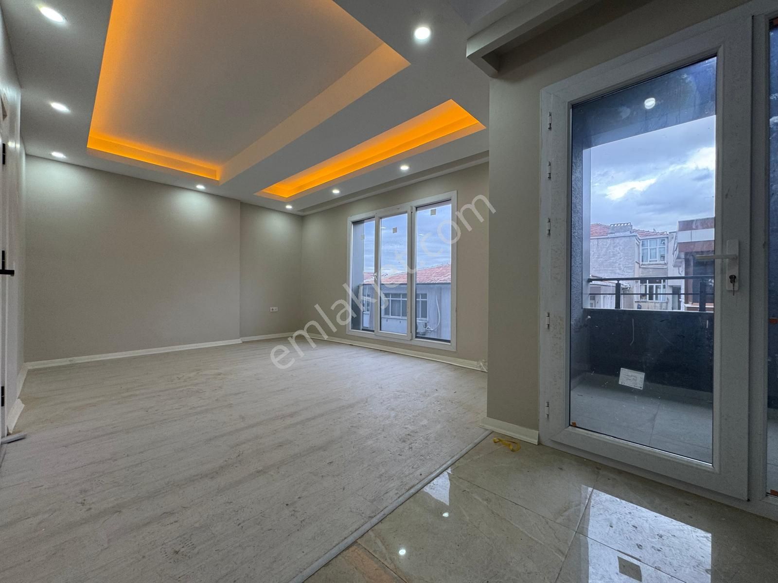 Next House'dan Güngören'de 3+2 Yerden Isıtmalı Dubleks Daire - Görsel 2