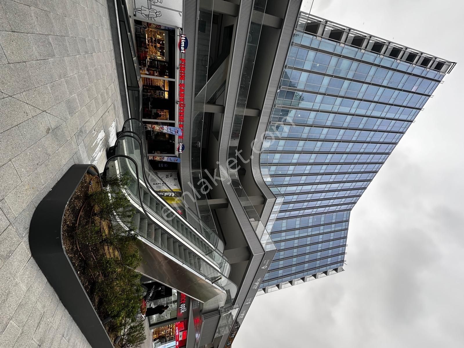 Göztepe Trc Projesi'nde 266m² Teraslı Plaza Ofisi - Görsel 30