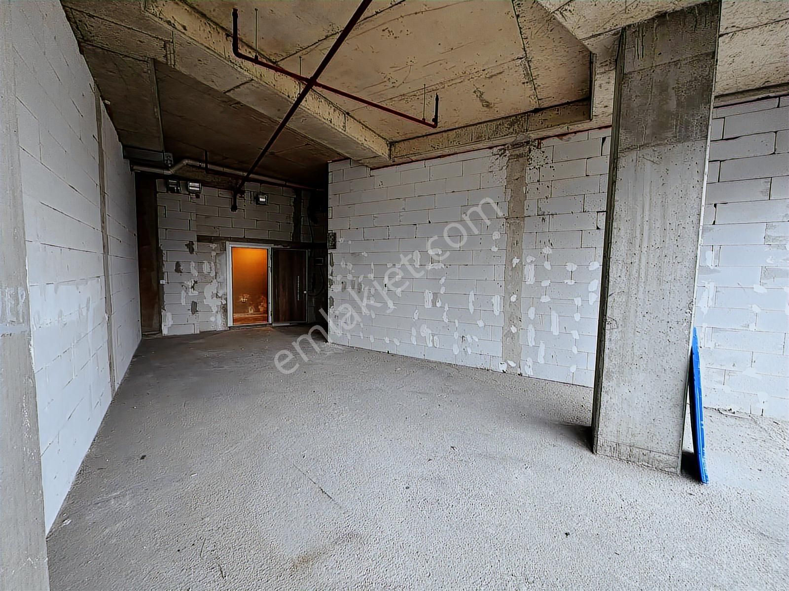 Göztepe Trc Projesi'nde 266m² Teraslı Plaza Ofisi - Görsel 2
