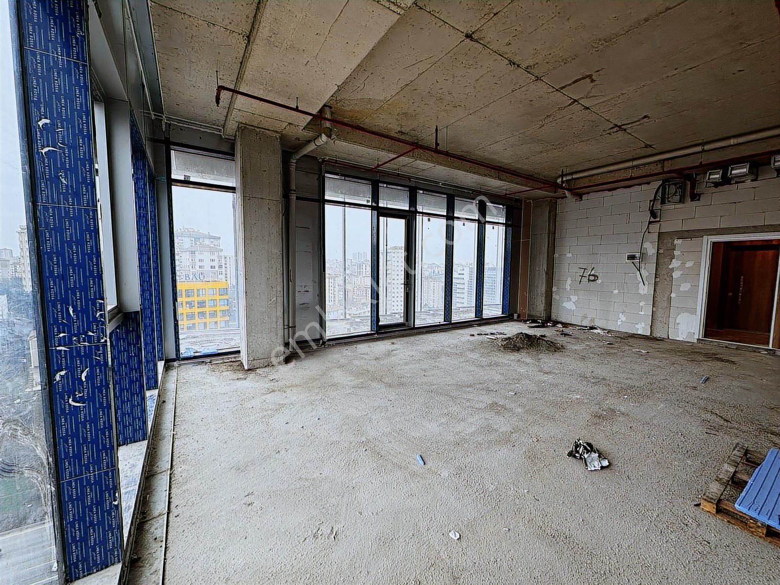 Göztepe Trc Projesi'nde 266m² Teraslı Plaza Ofisi - Görsel 11