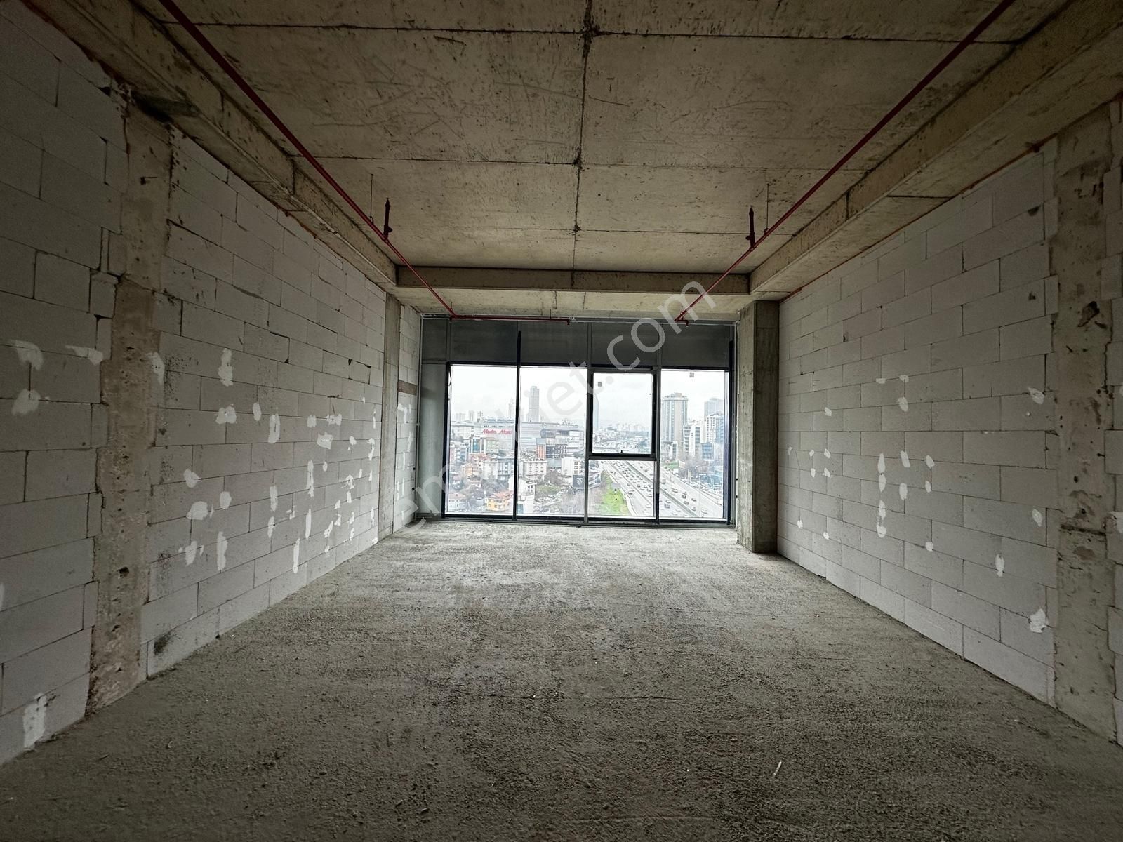 Göztepe Trc Projesi'nde 266m² Teraslı Plaza Ofisi - Görsel 13