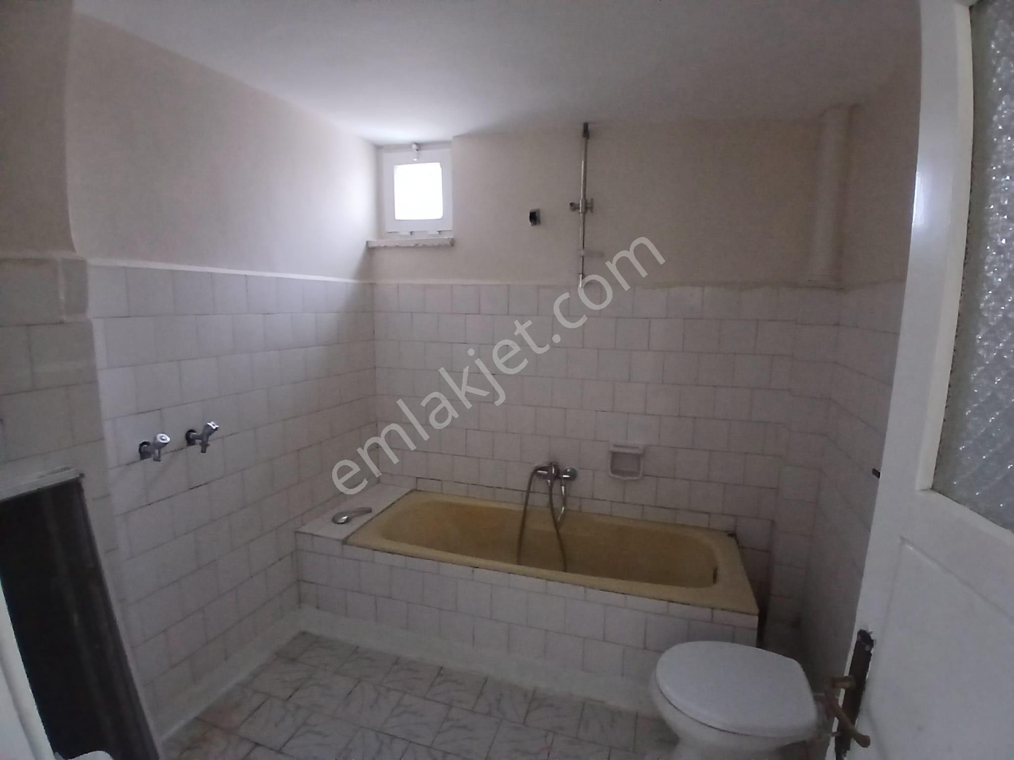 Akçay Emlak'tan Akşehir Stadyum Yanında Bakımlı 2. Kat Kiralık 3+1 Daire - Görsel 20