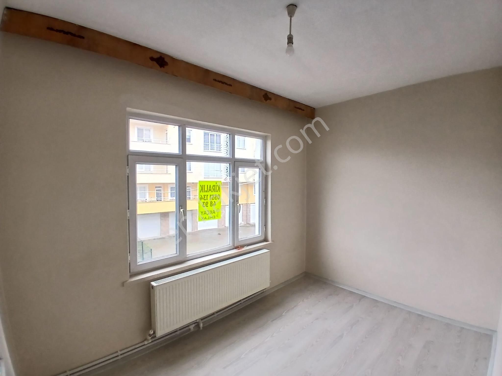 Akçay Emlak'tan Akşehir Stadyum Yanında Bakımlı 2. Kat Kiralık 3+1 Daire - Görsel 32