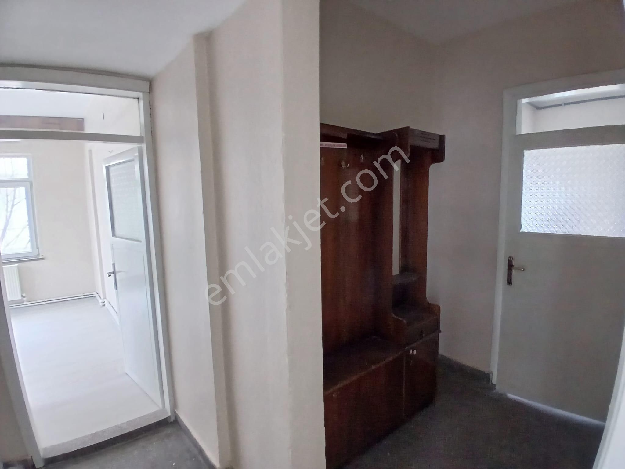 Akçay Emlak'tan Akşehir Stadyum Yanında Bakımlı 2. Kat Kiralık 3+1 Daire - Görsel 25