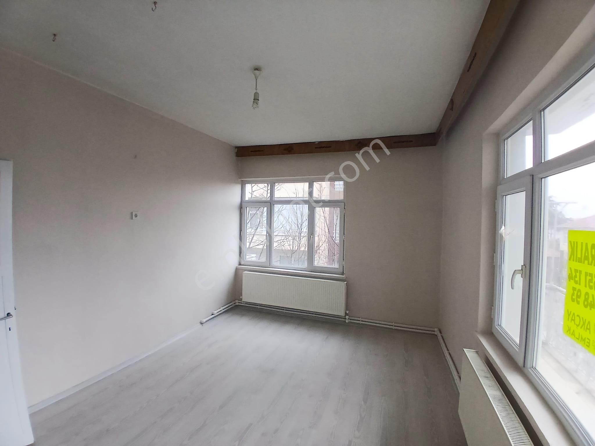 Akçay Emlak'tan Akşehir Stadyum Yanında Bakımlı 2. Kat Kiralık 3+1 Daire - Görsel 30