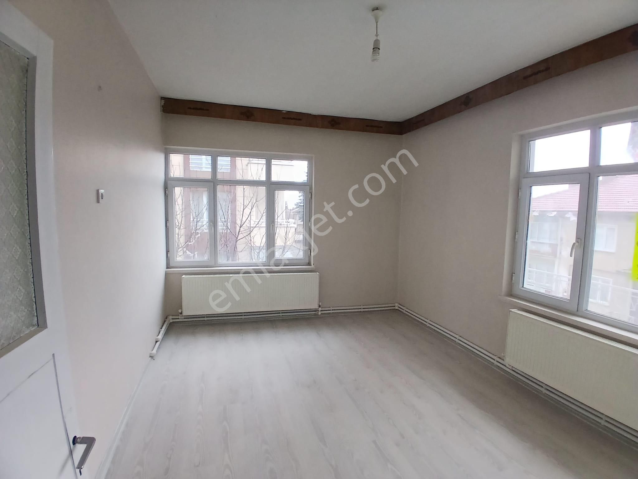 Akçay Emlak'tan Akşehir Stadyum Yanında Bakımlı 2. Kat Kiralık 3+1 Daire - Görsel 6