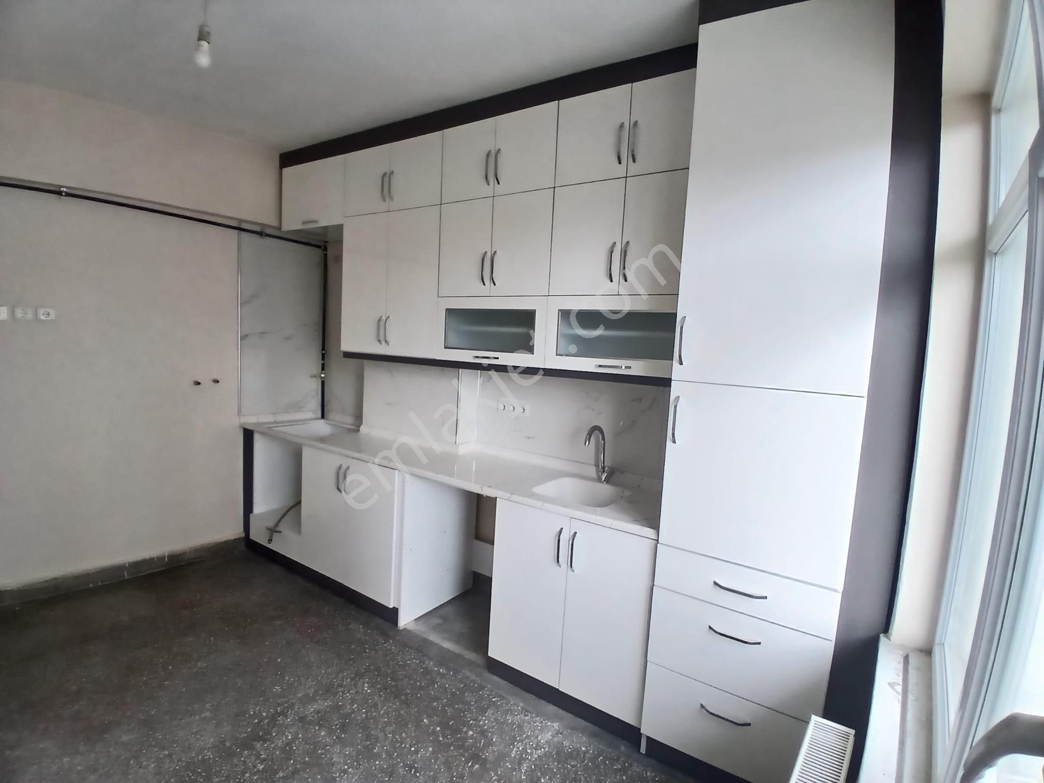 Akçay Emlak'tan Akşehir Stadyum Yanında Bakımlı 2. Kat Kiralık 3+1 Daire - Görsel 5