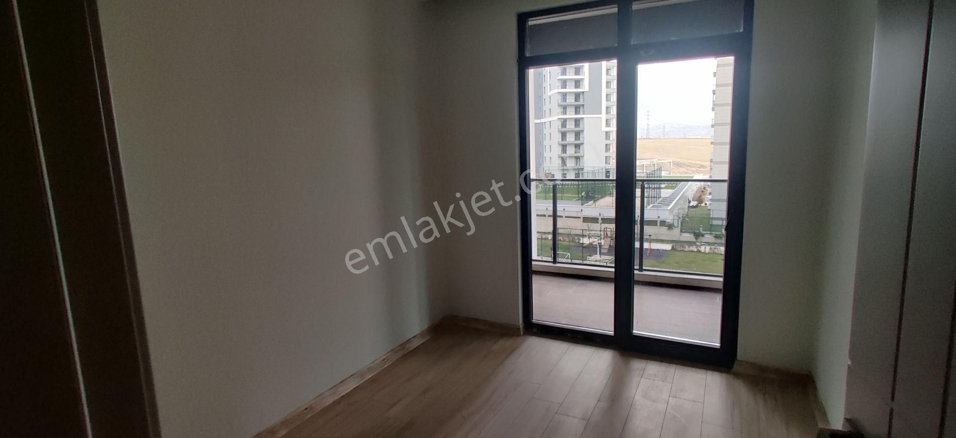 Taşpınar Nest Sitesinde (ted Yanı) 2+1 Kiralık Sıfır Daire - Görsel 12