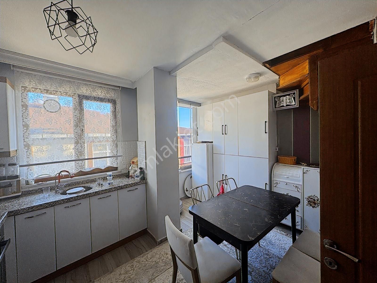 Sultanbeylinin Göbeğinde Üstdübleks - Görsel 27