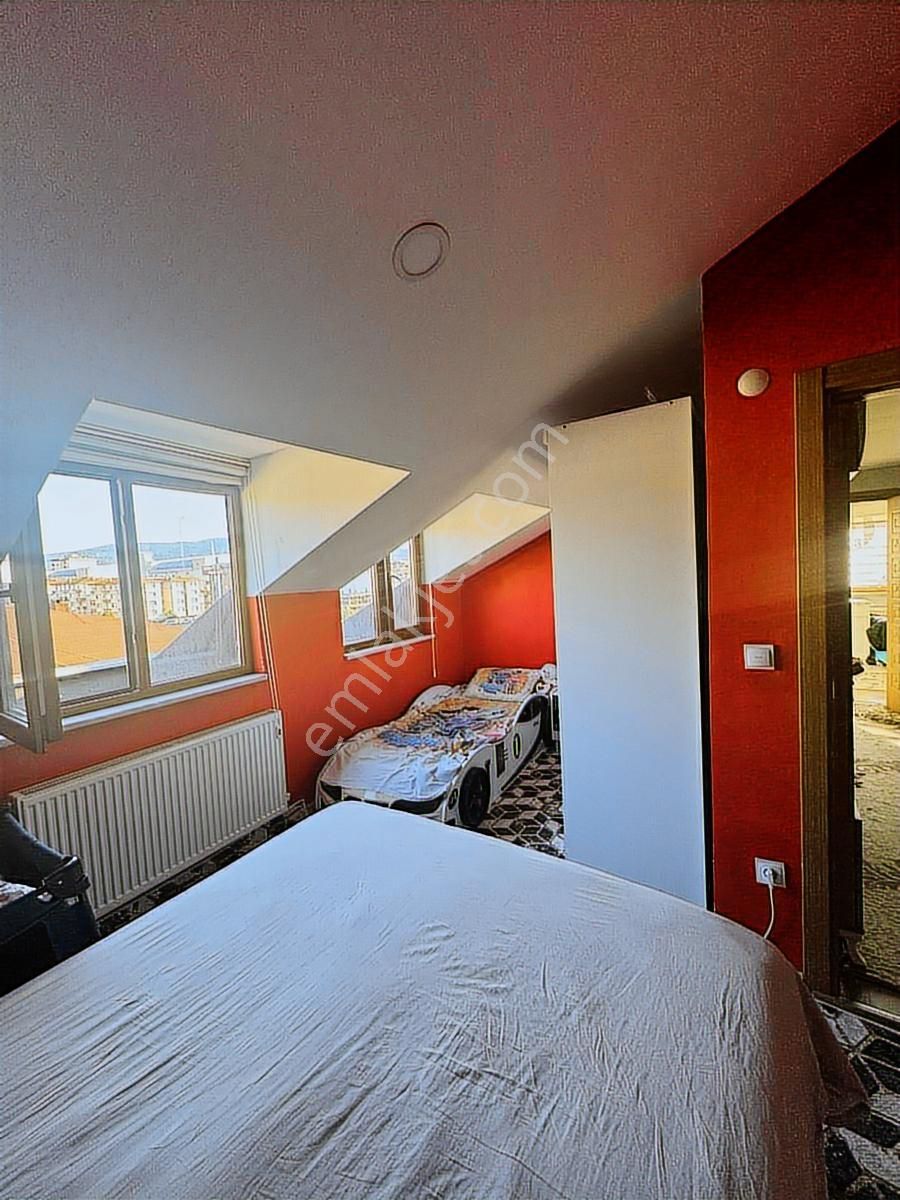 Sultanbeylinin Göbeğinde Üstdübleks - Görsel 13