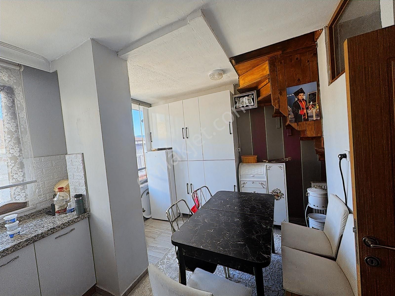 Sultanbeylinin Göbeğinde Üstdübleks - Görsel 20