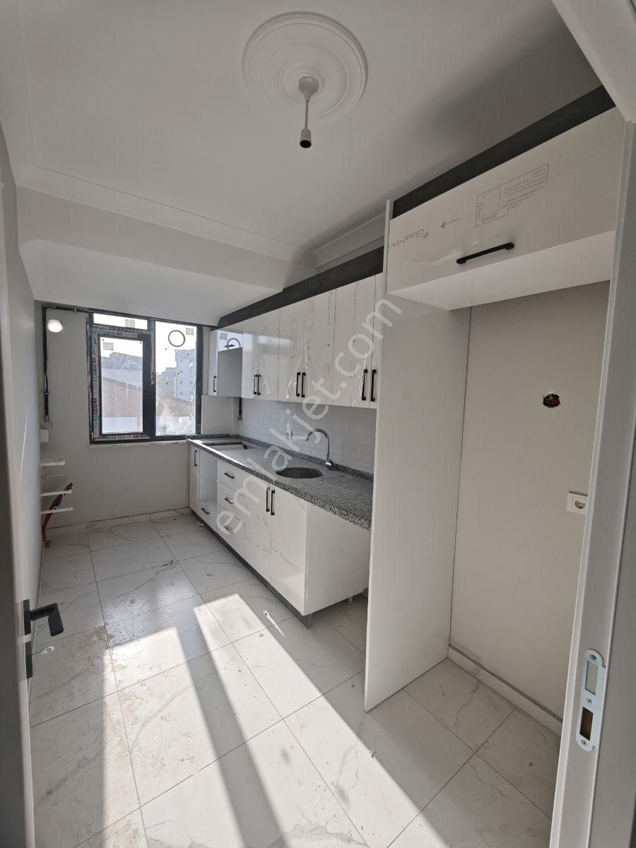 Sultnbeylide İskanlı 2+1 Sıfır Daire - Görsel 2