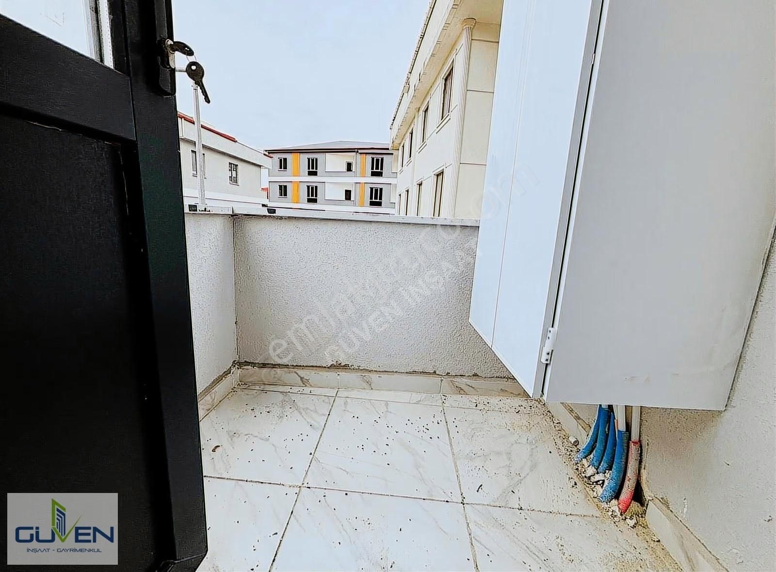 Güven'den İstasyon'da Servislere Yakın Full Eşyalı Ara Kat 1+1ev - Görsel 16