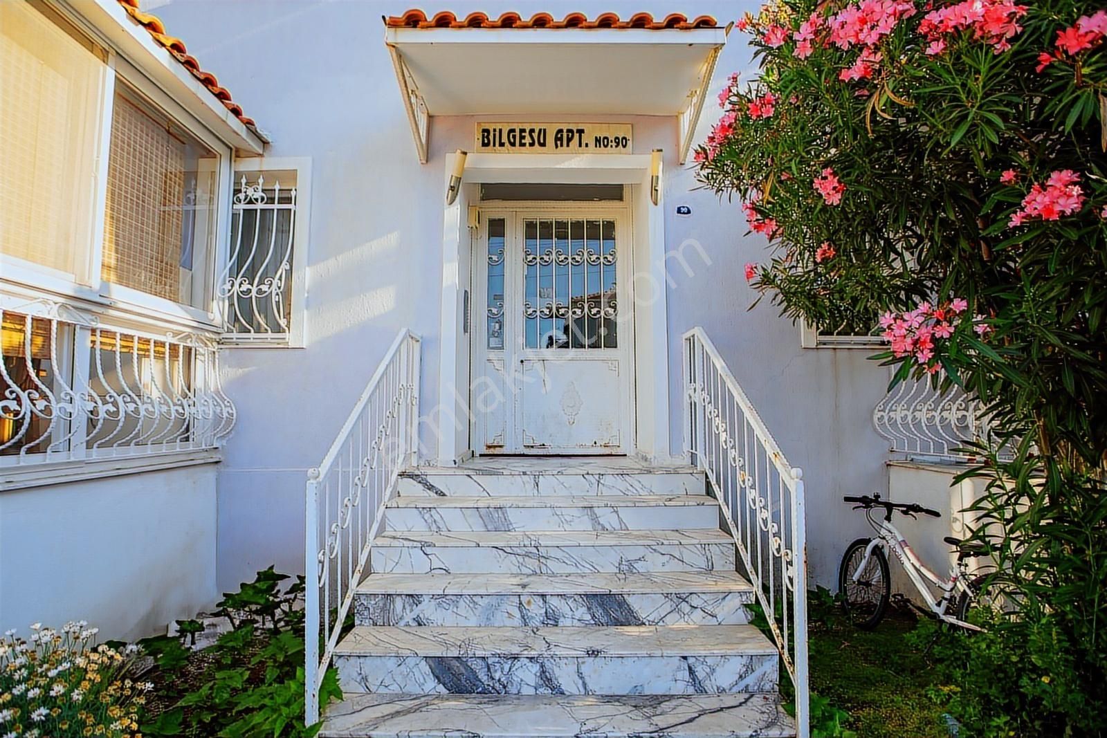 Eski Foçada 3+1 Daire - Görsel 9