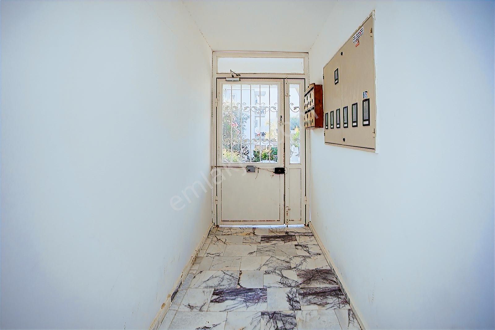 Eski Foçada 3+1 Daire - Görsel 29