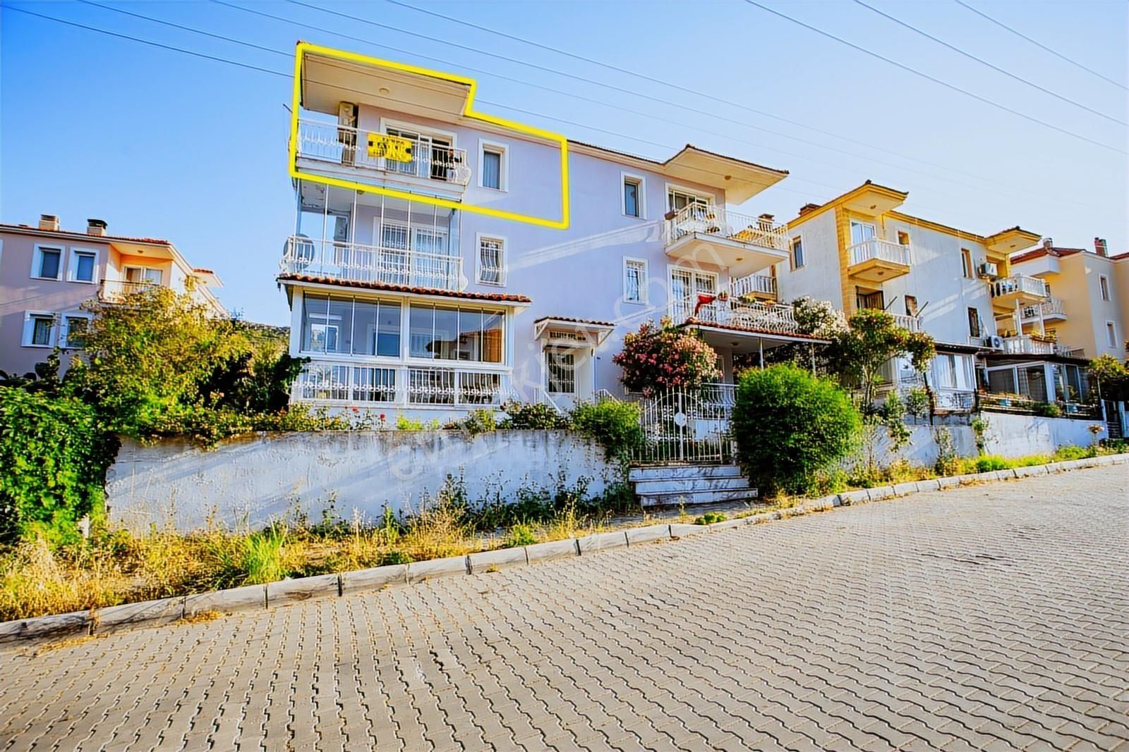 Eski Foçada 3+1 Daire