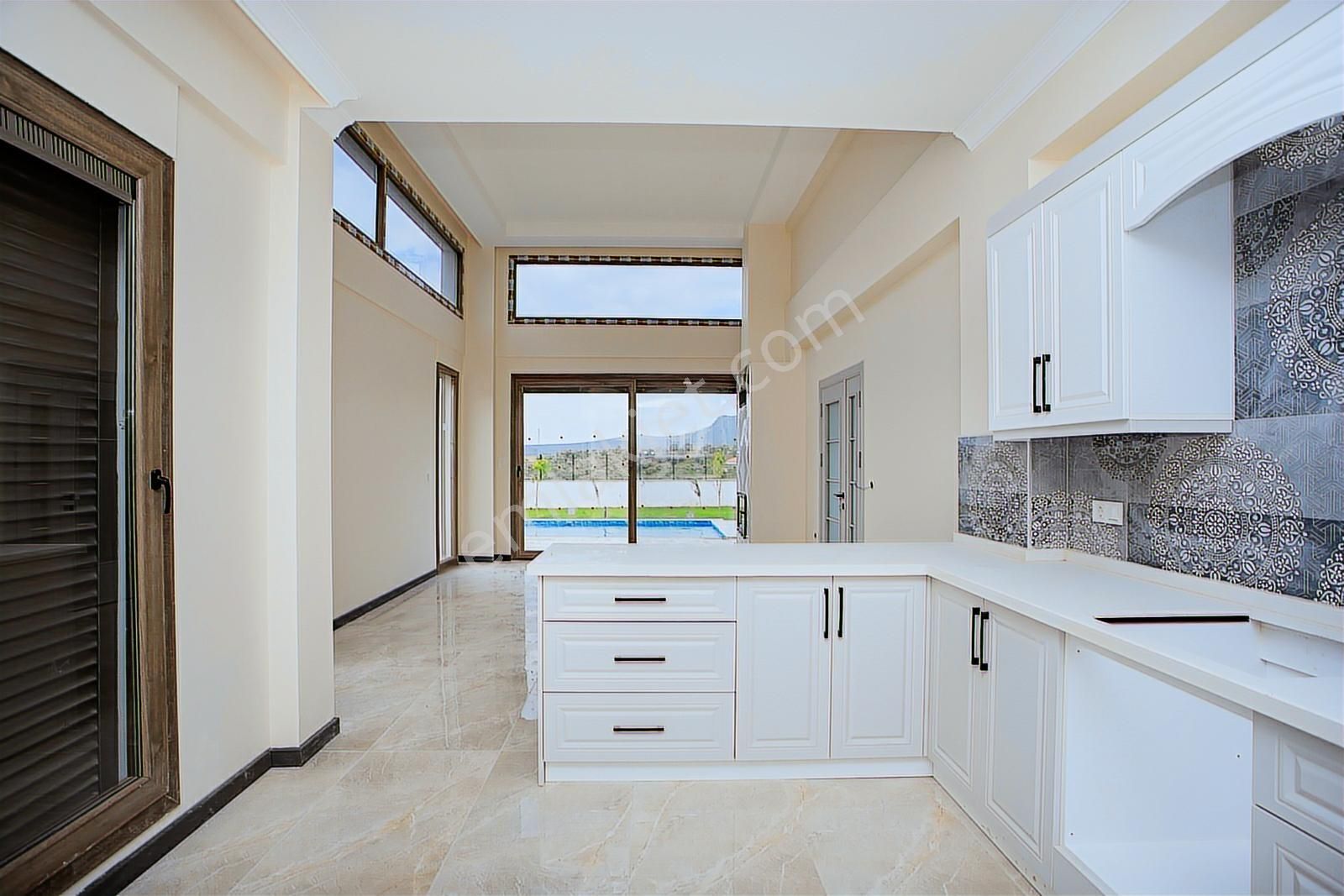 Turpa Foçadan Satılık Müstakil Villa - Görsel 14