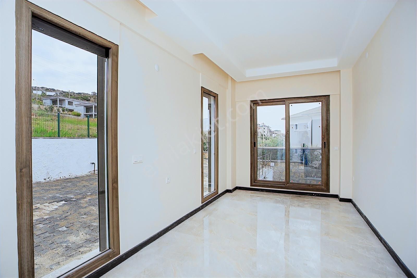 Turpa Foçadan Satılık Müstakil Villa - Görsel 18