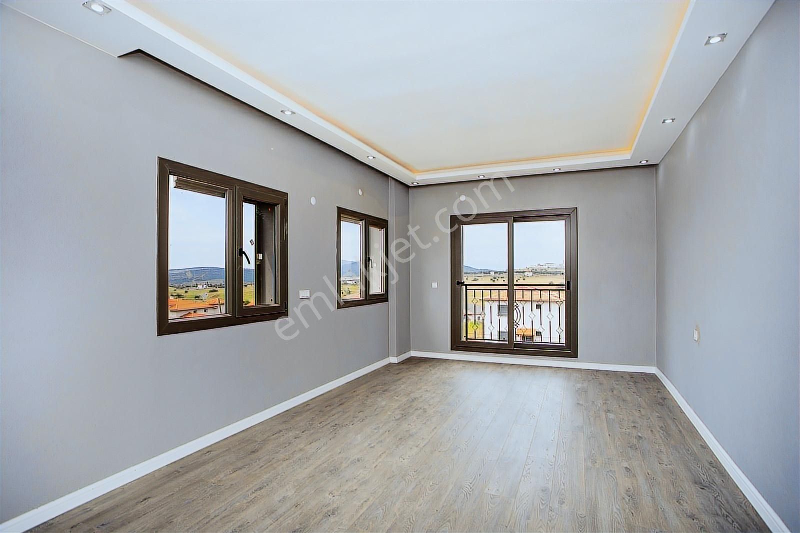 İzmir Foça Foçaköyde Satılık 6+1 Lüks Villa - Görsel 3