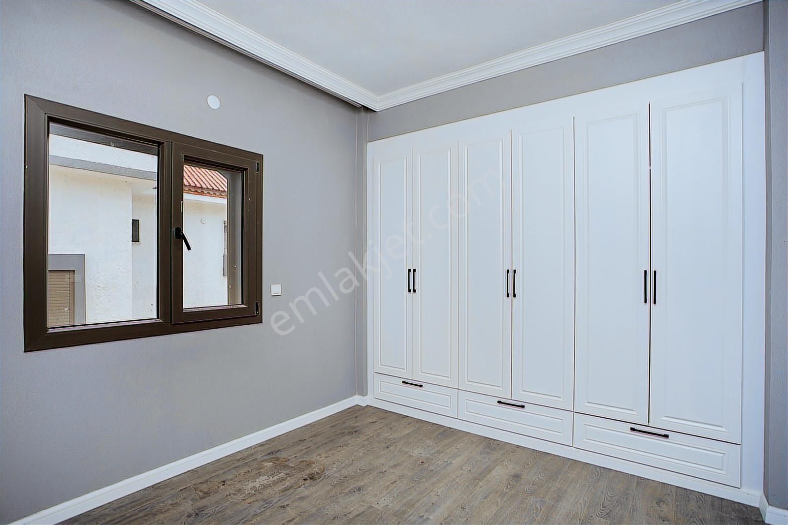 İzmir Foça Foçaköyde Satılık 6+1 Lüks Villa - Görsel 24