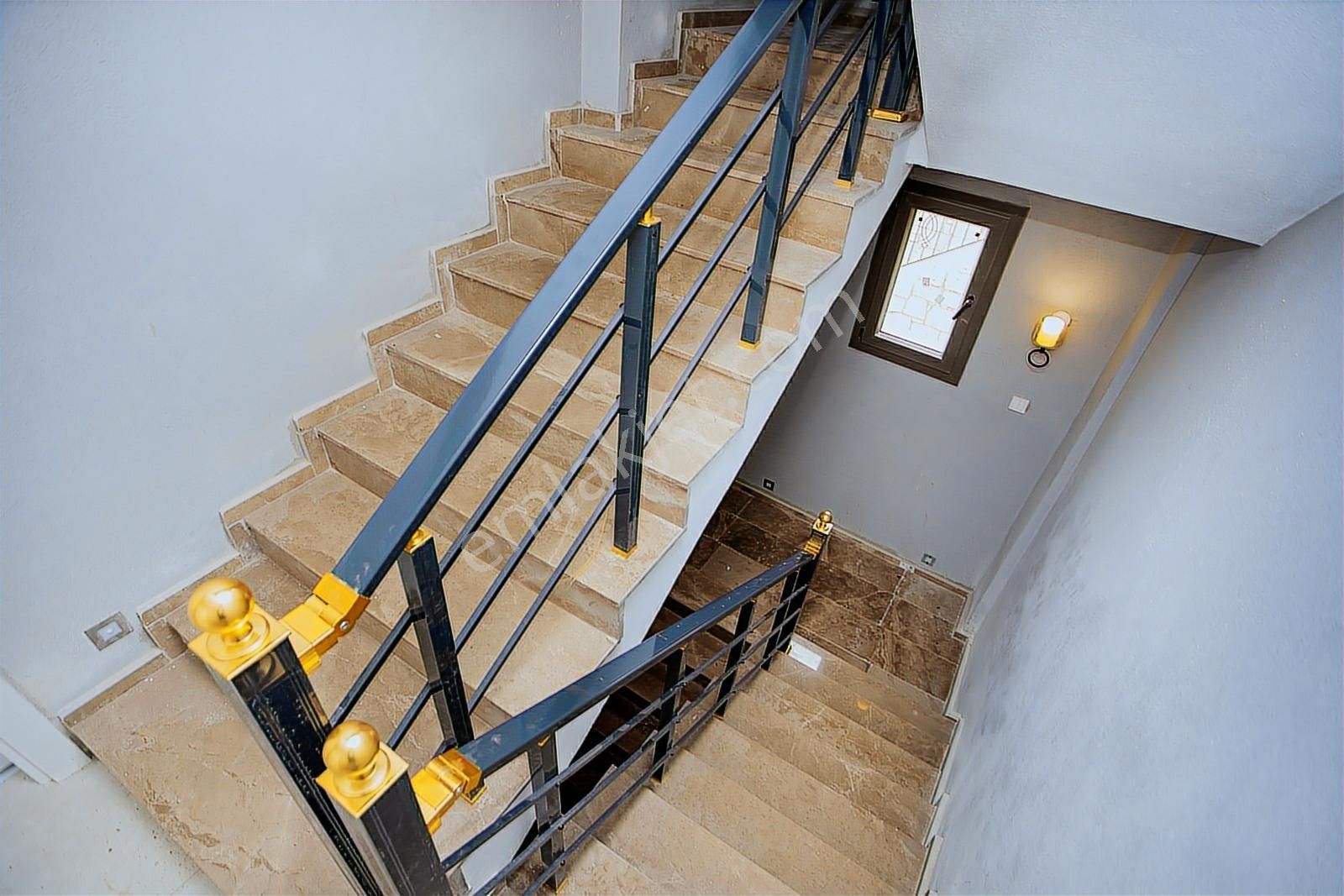 İzmir Foça Foçaköyde Satılık 6+1 Lüks Villa - Görsel 4