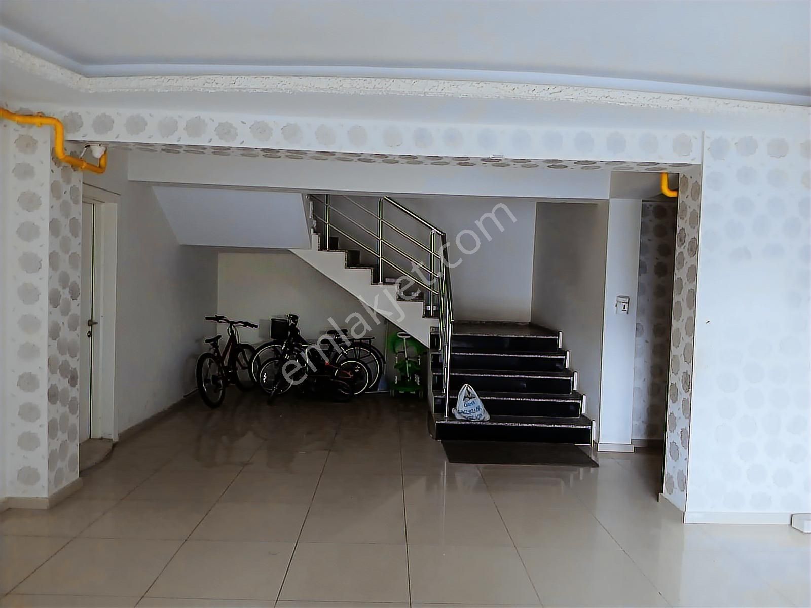 Çiğli Esentepe De Masrafsız 3+1 Satılık Daire - Görsel 3