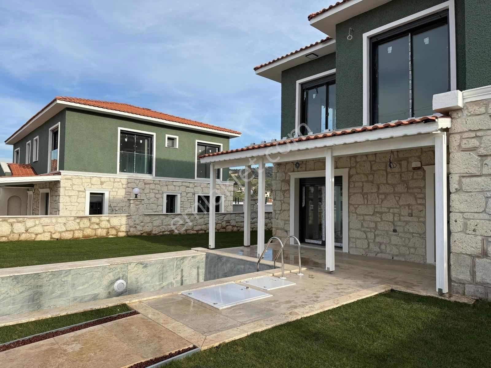Nuova Kozbeyli De Satılık Deniz Manzaralı Villa - Görsel 11