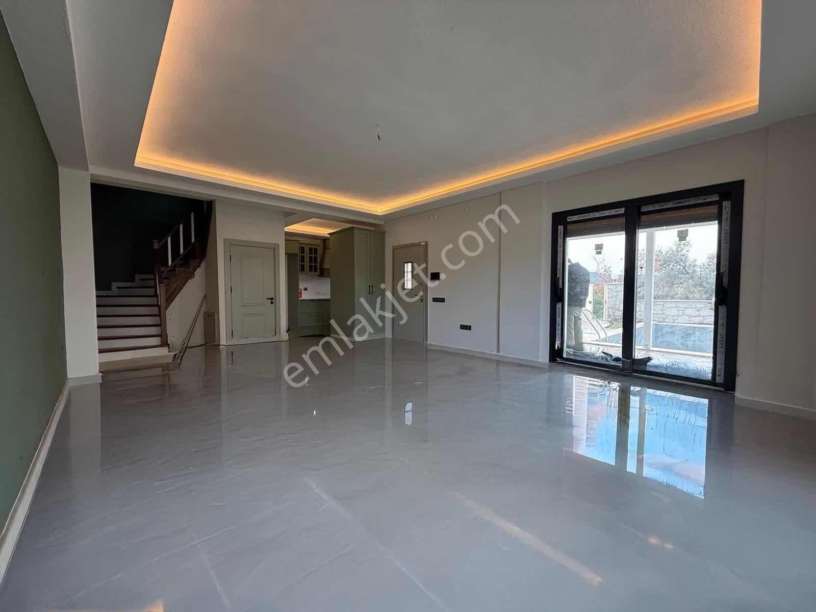 Nuova Kozbeyli De Satılık Deniz Manzaralı Villa - Görsel 6