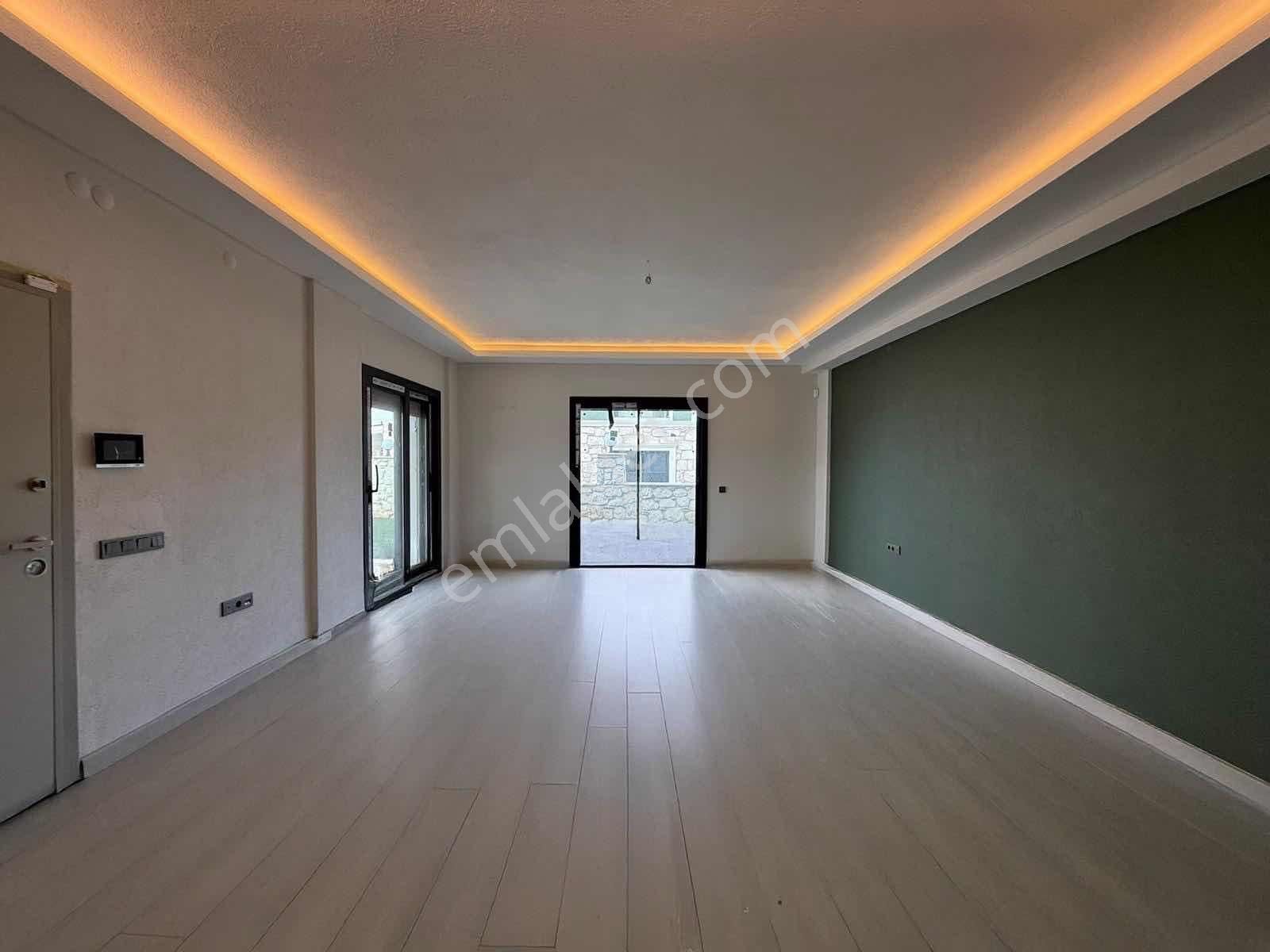 Nuova Kozbeyli De Satılık Deniz Manzaralı Villa - Görsel 13