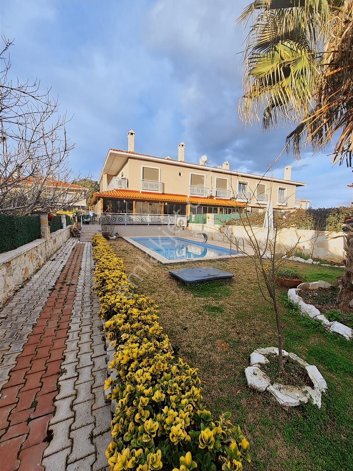 Foça Da Satılık Müstakil Havuzlu Ve Bahçeli Dubleks Villa - Görsel 3