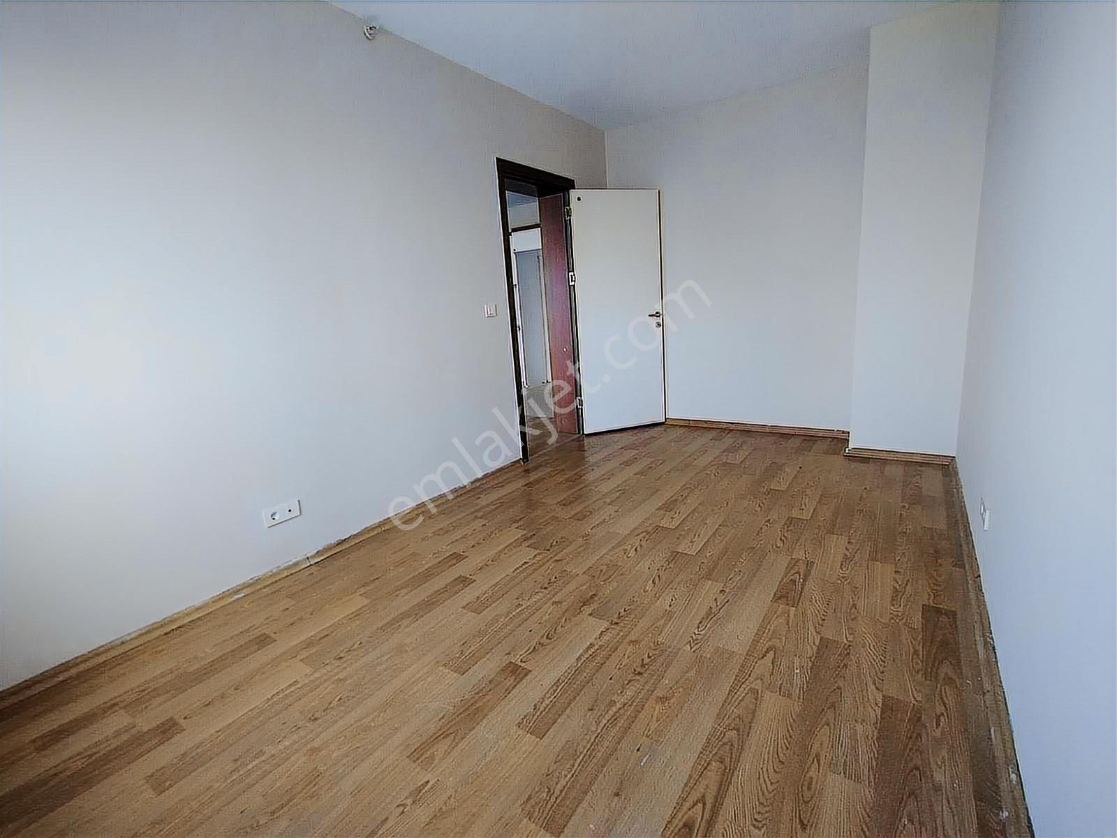 Esenyurt Akevler De 1+1 Balkonlu Site İçinde 80 M2 - Görsel 10