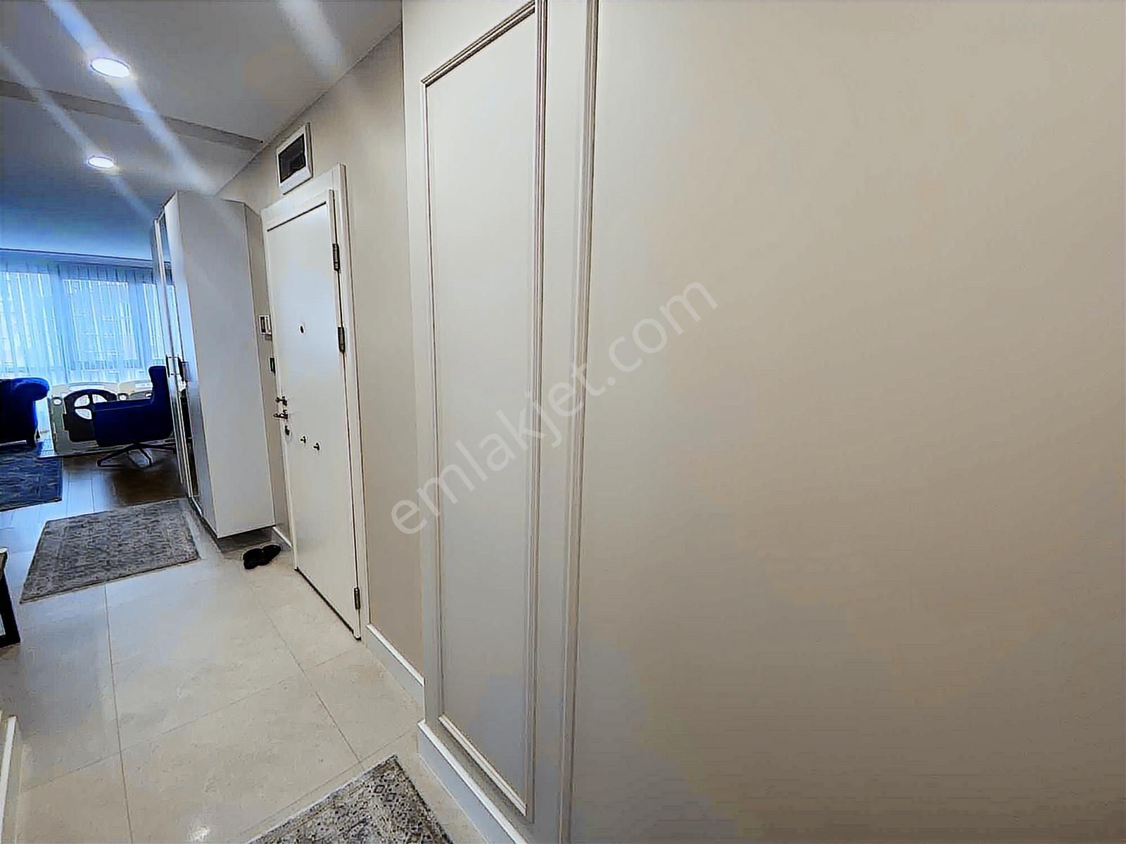 Erenköyde Ethemefendiye 5.binada 140 M2 Ebeveynli Lüx 3+1 Daire - Görsel 19