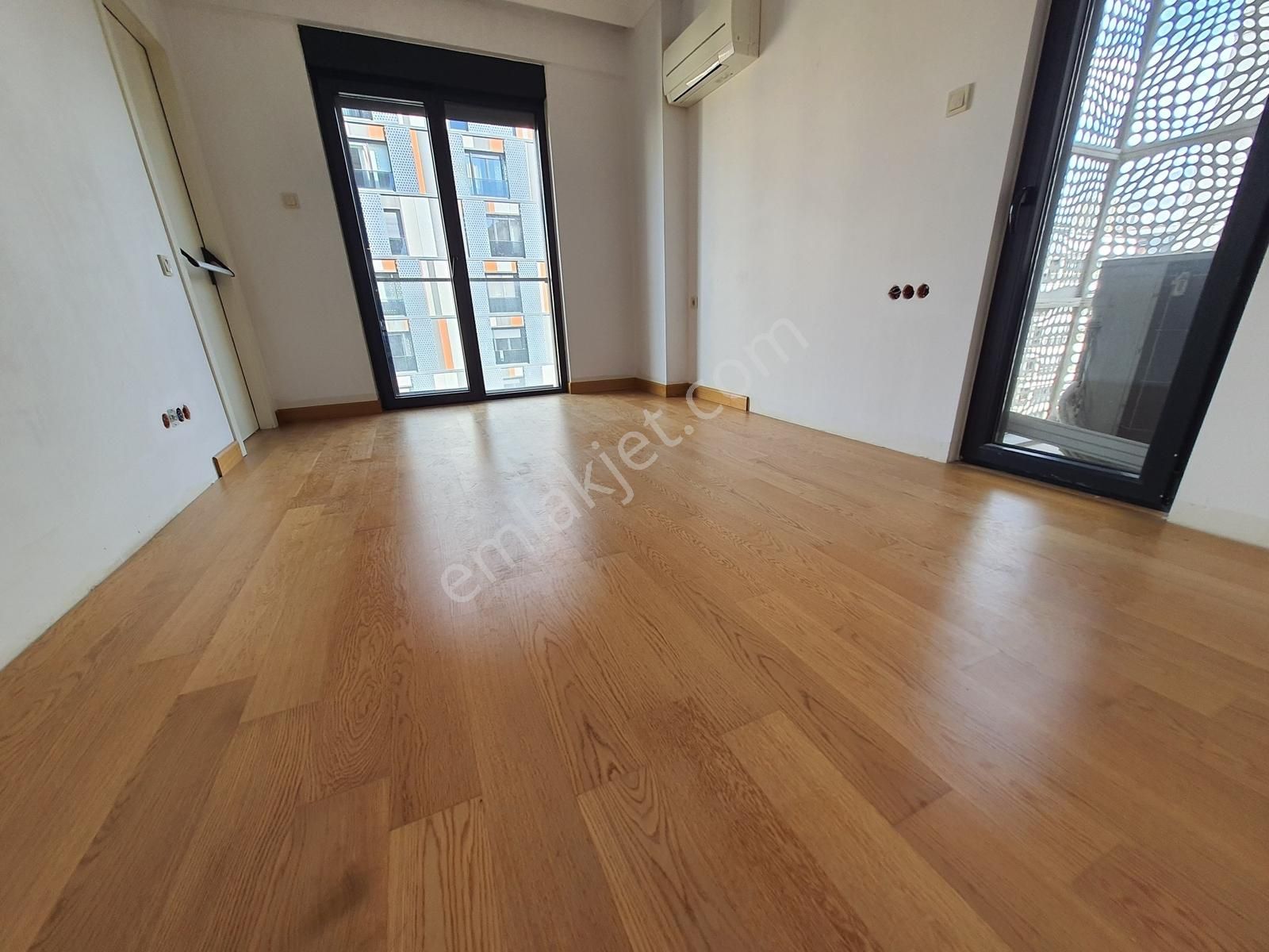 Caddebostan Ömerpaşa Bağdata 300m Mesafede 120m² Net Satılık - Görsel 2