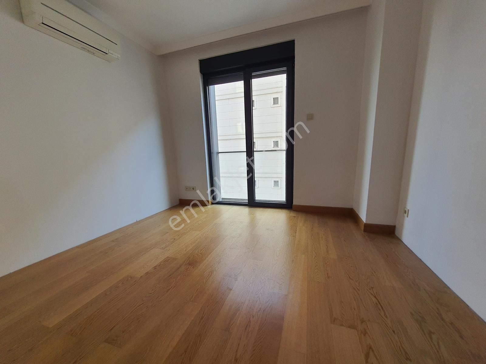 Caddebostan Ömerpaşa Bağdata 300m Mesafede 120m² Net Satılık - Görsel 24