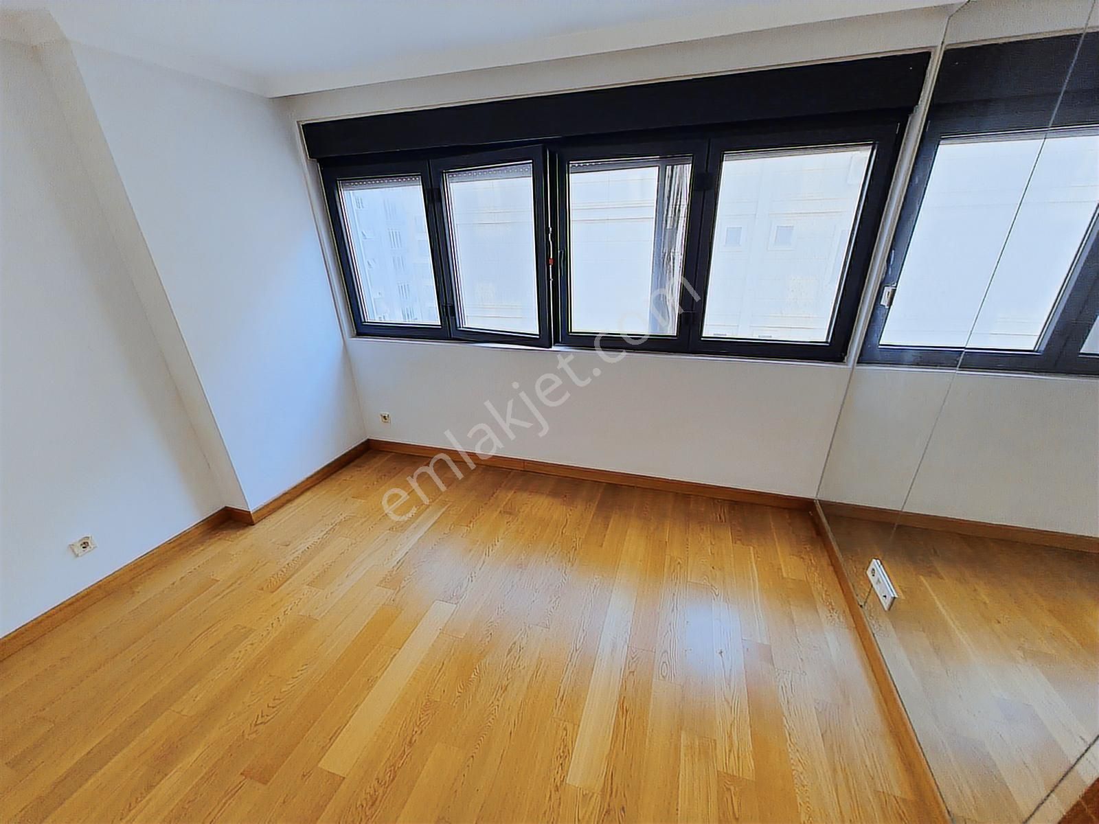 Caddebostan Ömerpaşa Bağdata 300m Mesafede 120m² Net Satılık - Görsel 8