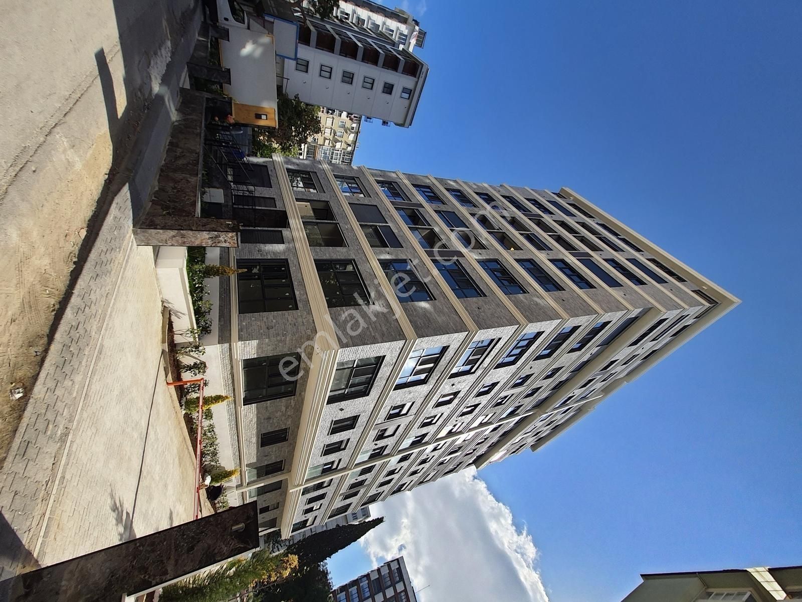 Bağdat Caddesine 600 Metre Balkonlu 2 Yıllık 105 M² Net Satılık - Görsel 3