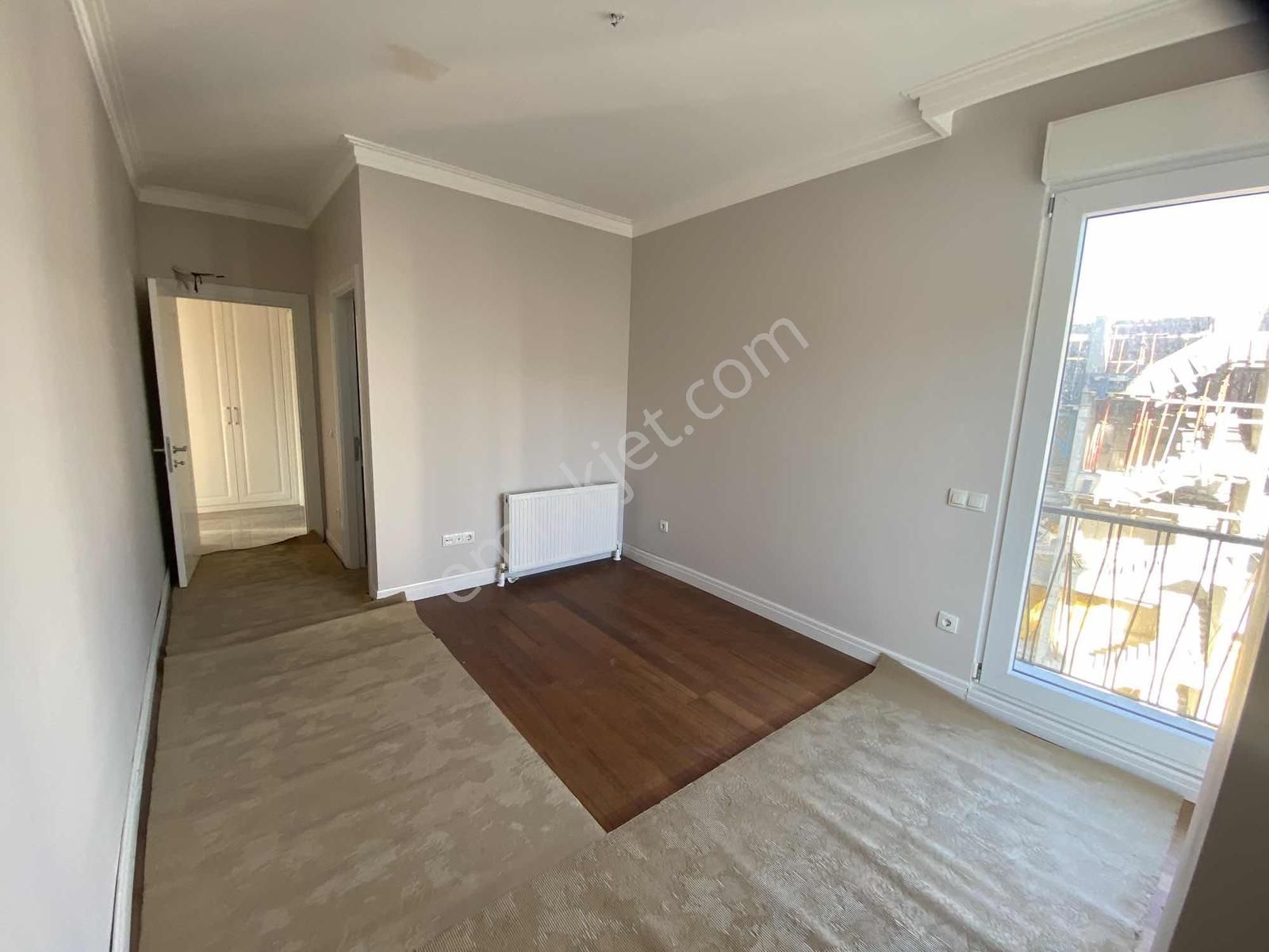 Çiftehavuzlar'da Bağdat Caddesi 2 Adım Sıfır Bina 135 M2 Lüx 3+1 - Görsel 21