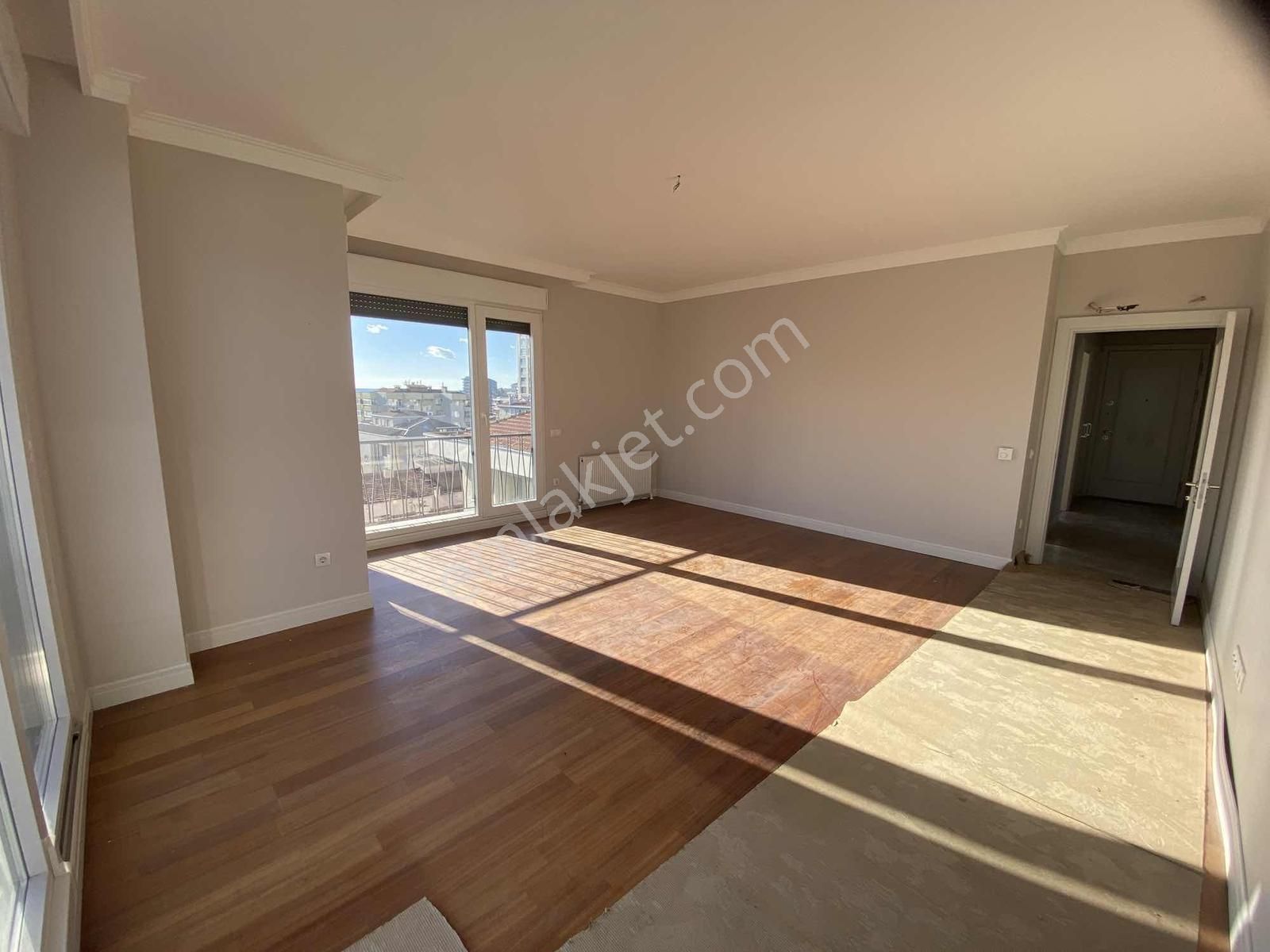 Çiftehavuzlar'da Bağdat Caddesi 2 Adım Sıfır Bina 135 M2 Lüx 3+1 - Görsel 24