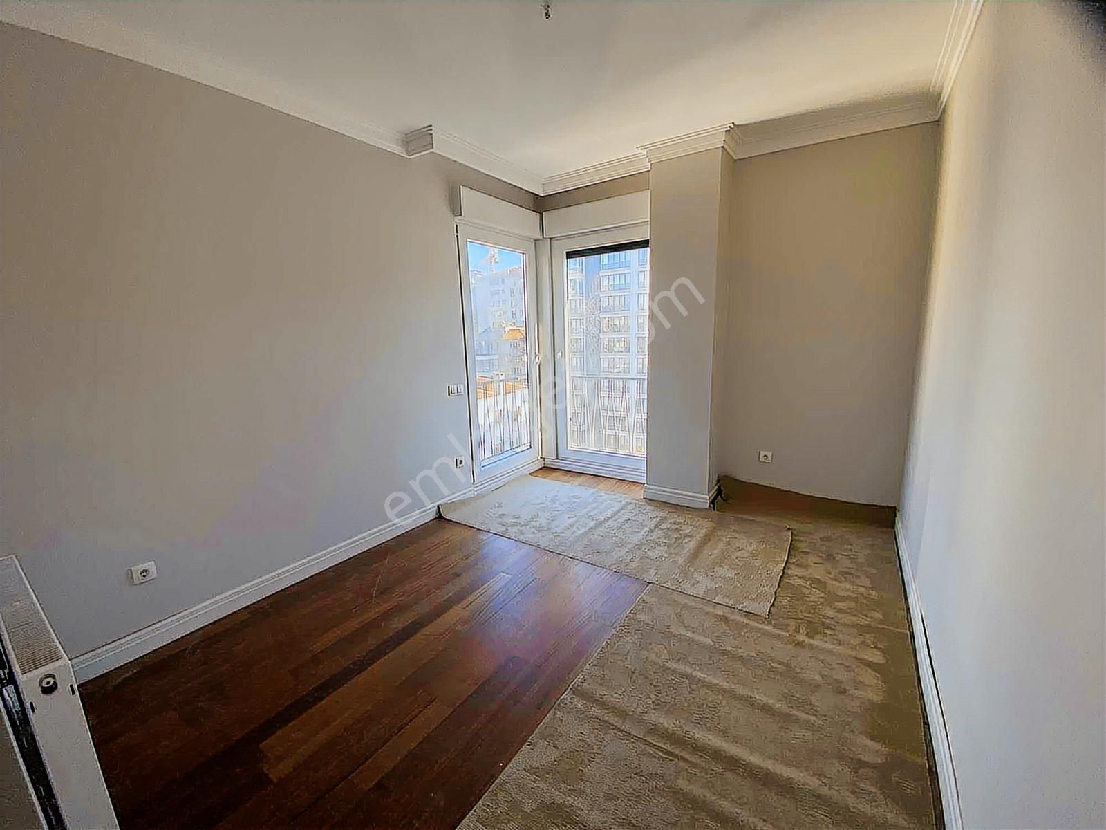 Çiftehavuzlar'da Bağdat Caddesi 2 Adım Sıfır Bina 135 M2 Lüx 3+1 - Görsel 14