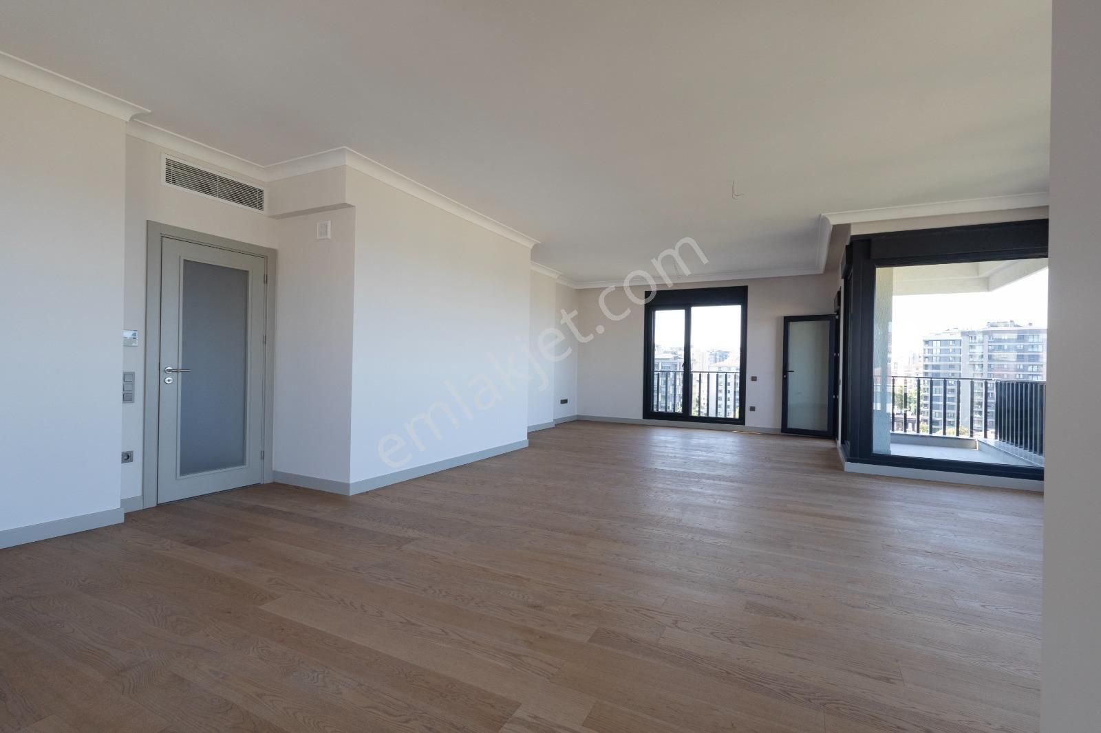 Fenerbahçe'de Deniz Ve Yat Limanı Man. 380m2 Katta Tek Sıfır - Görsel 24